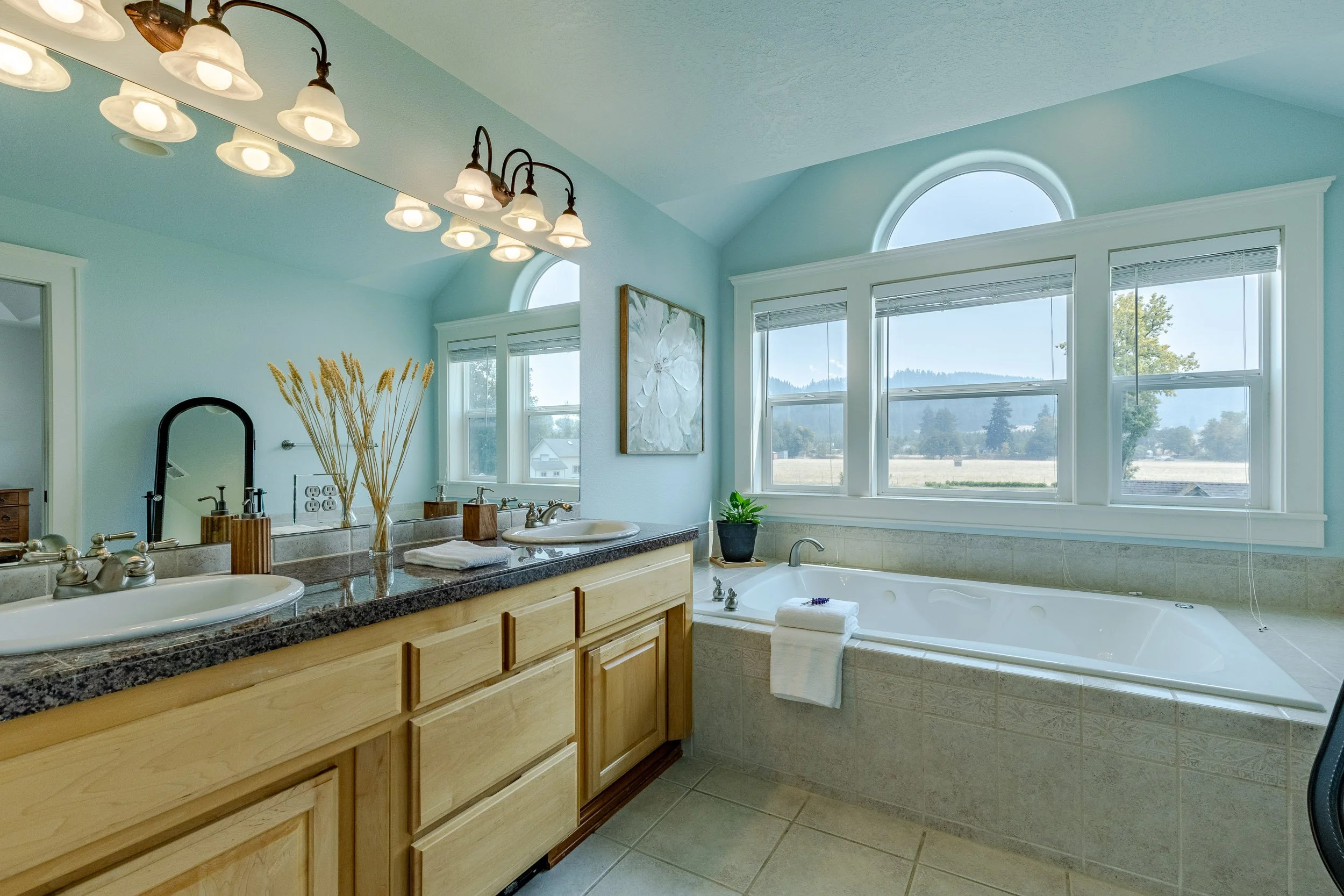062_78250 Meadow Park Dr1A1A1219-HDR.jpg