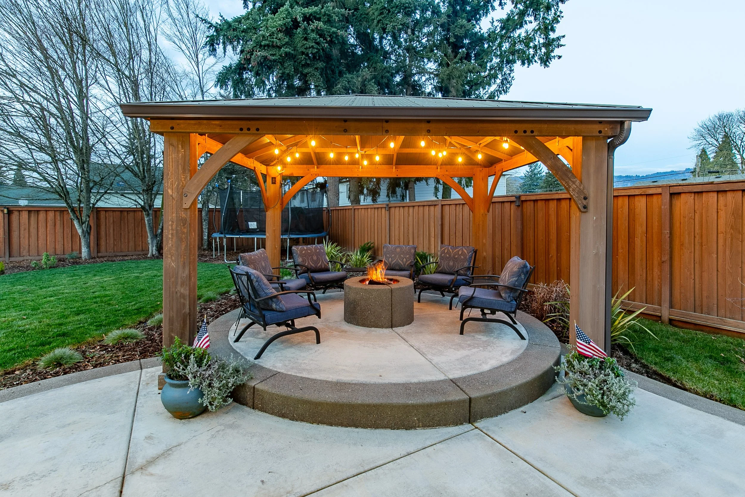 008_32739 E Lincoln_MG_8215-HDR.jpg