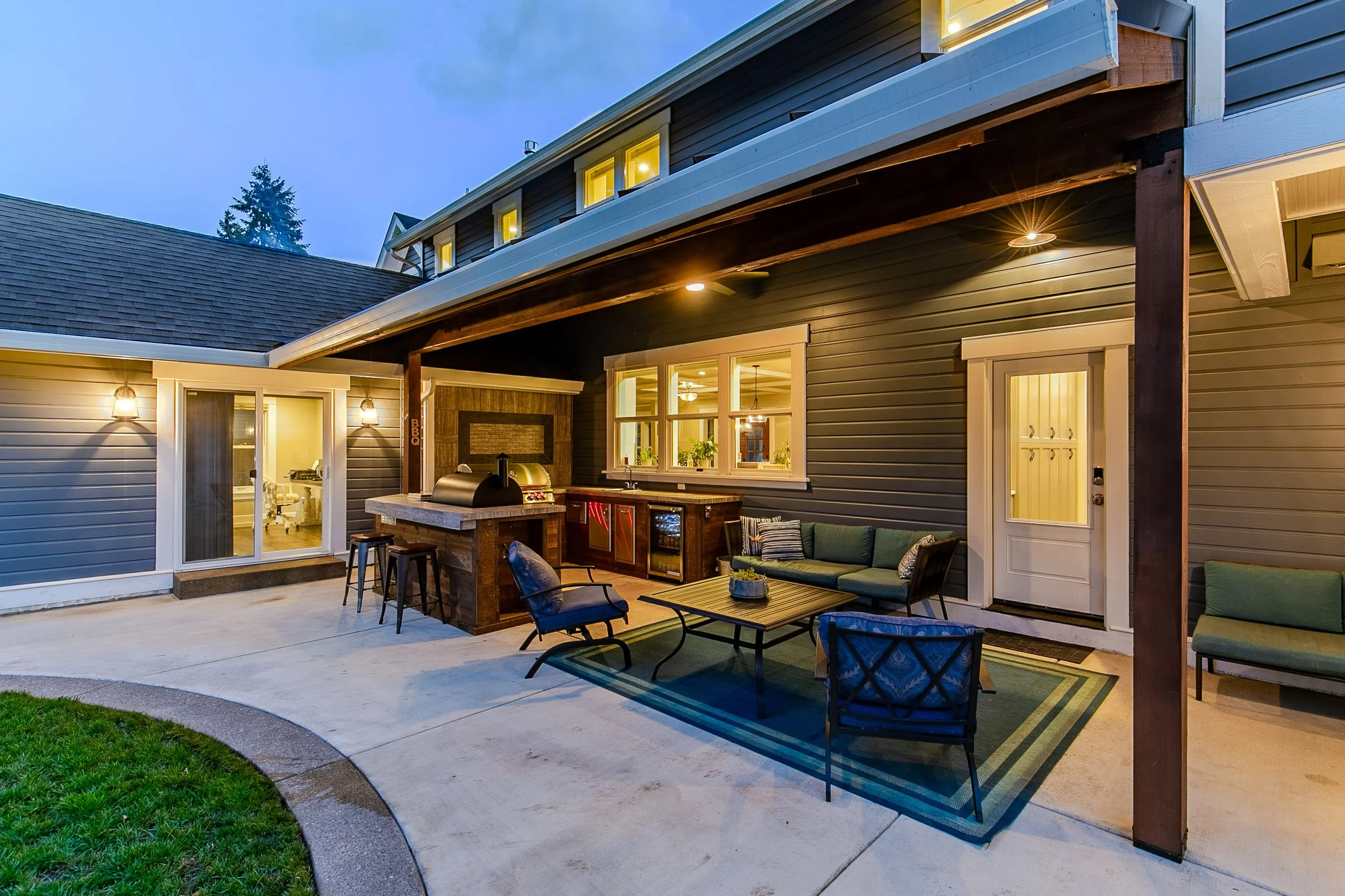 009_32739 E Lincoln_MG_8220-HDR.jpg