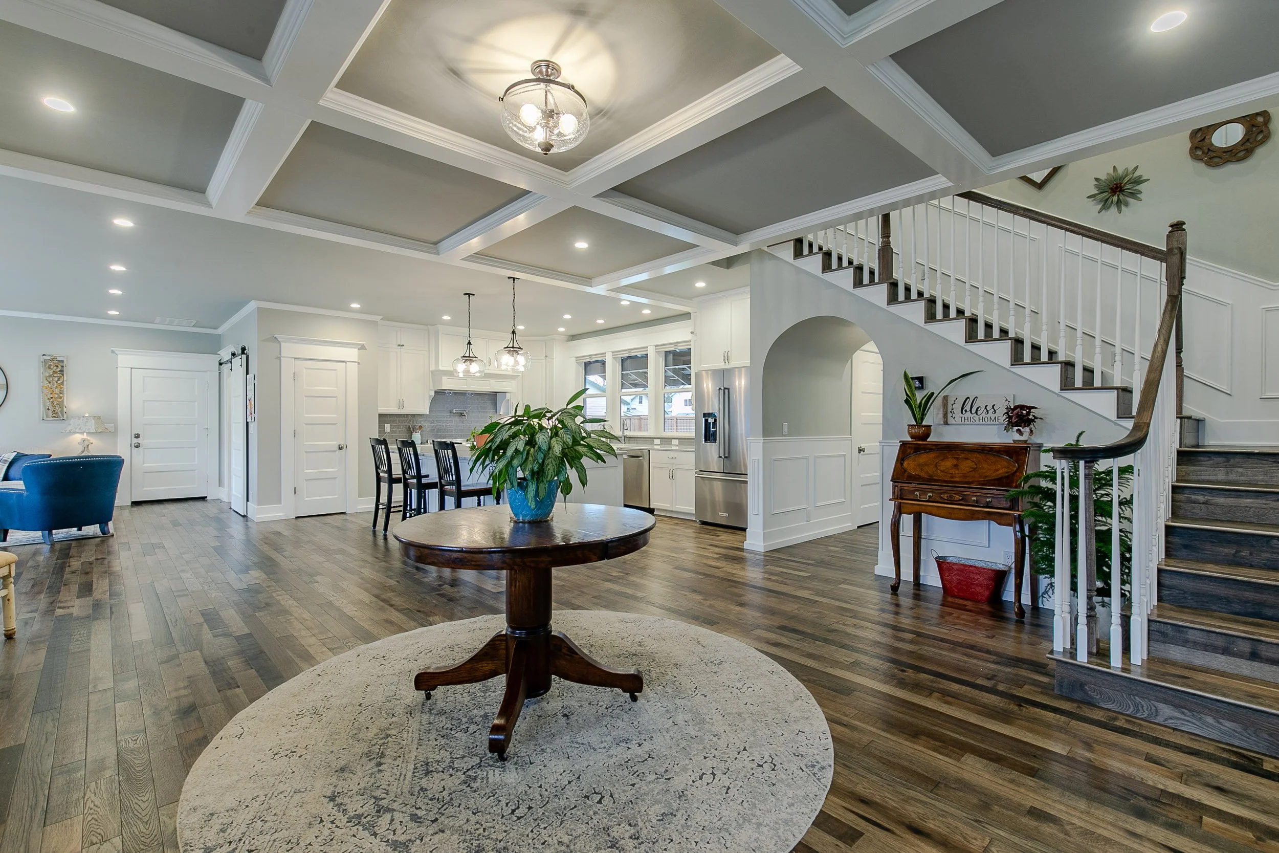 017_32739 E Lincoln_MG_8336-HDR.jpg