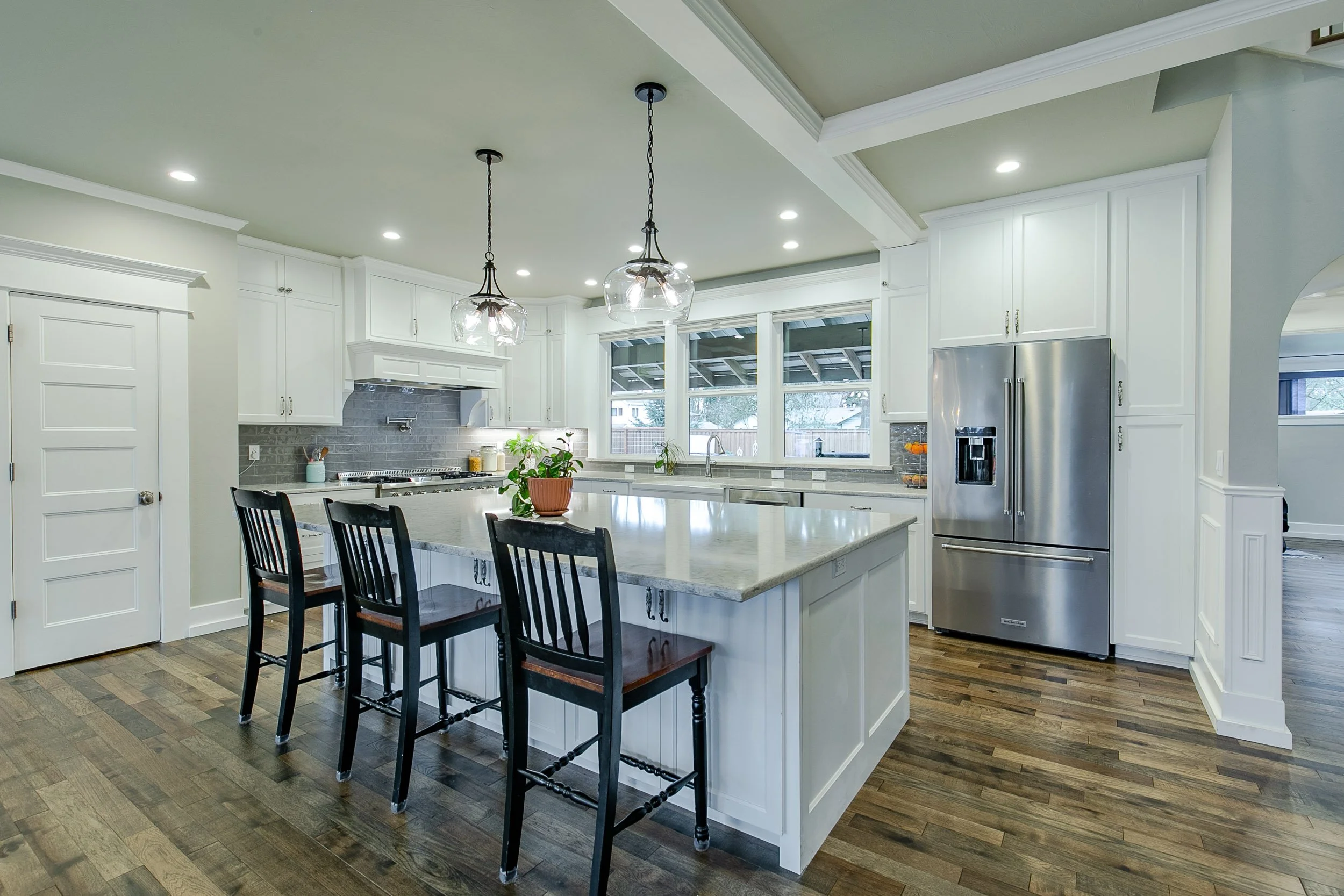 019_32739 E Lincoln_MG_8381-HDR.jpg