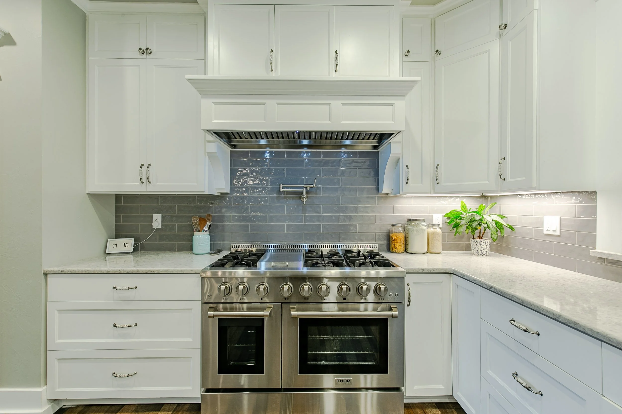 023_32739 E Lincoln_MG_8406-HDR.jpg