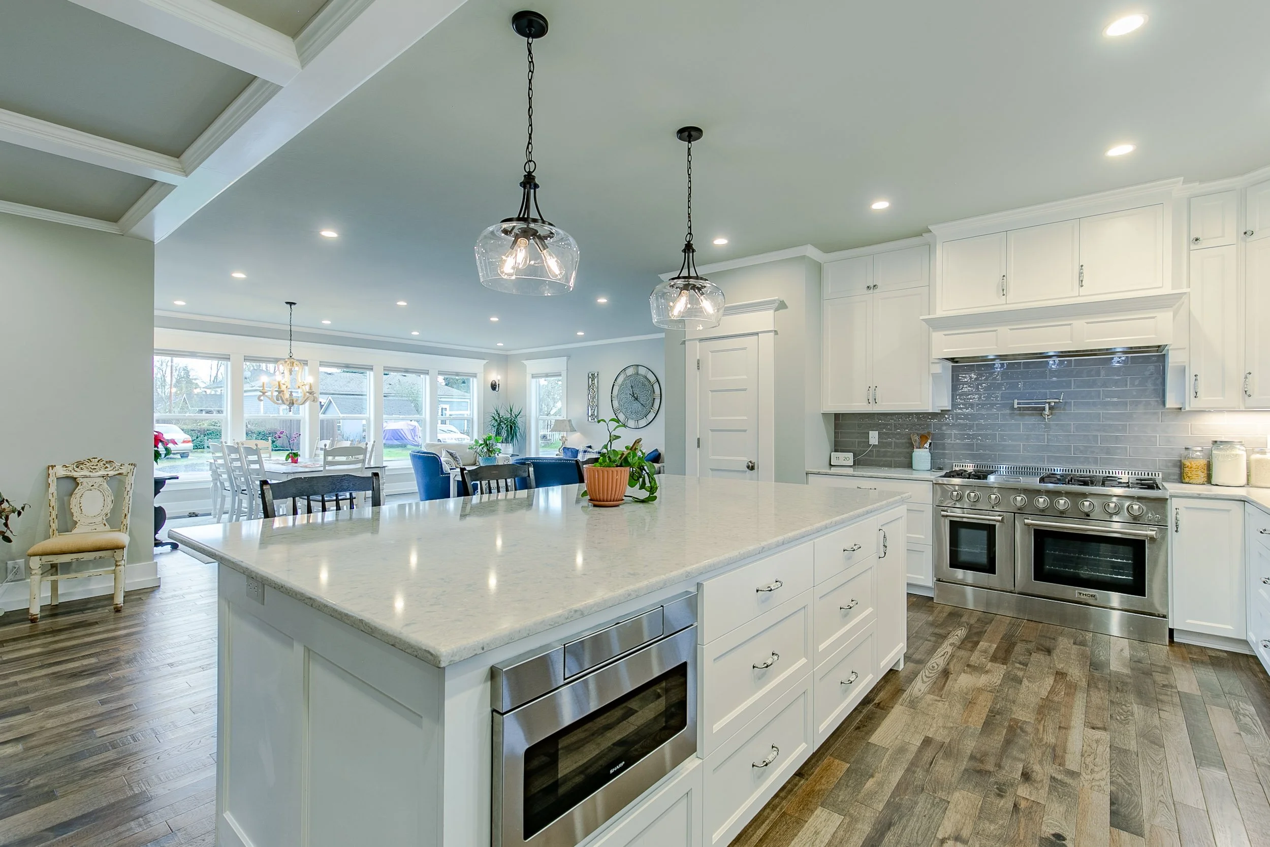 026_32739 E Lincoln_MG_8426-HDR.jpg