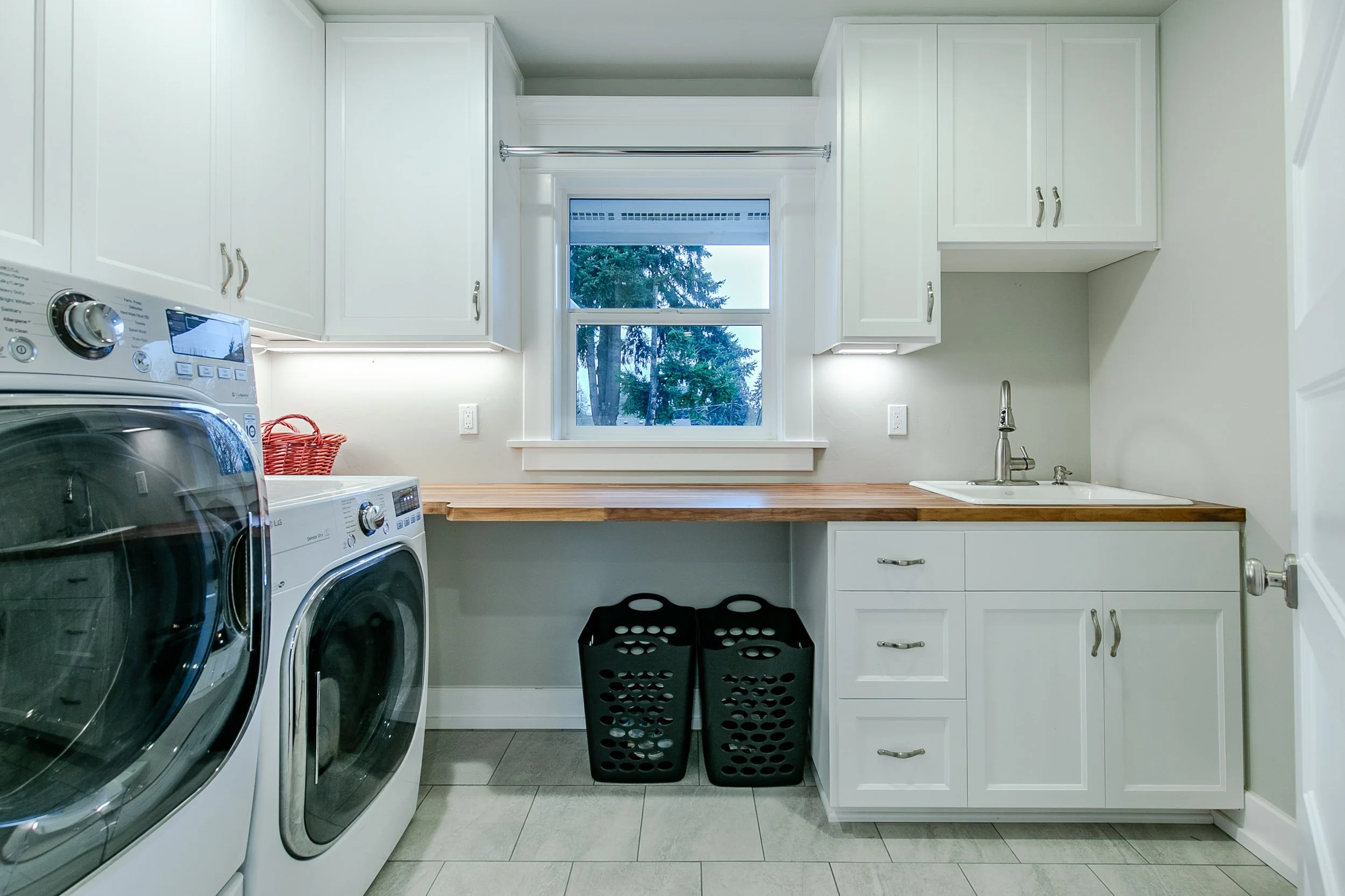 057_32739 E Lincoln_MG_8655-HDR.jpg