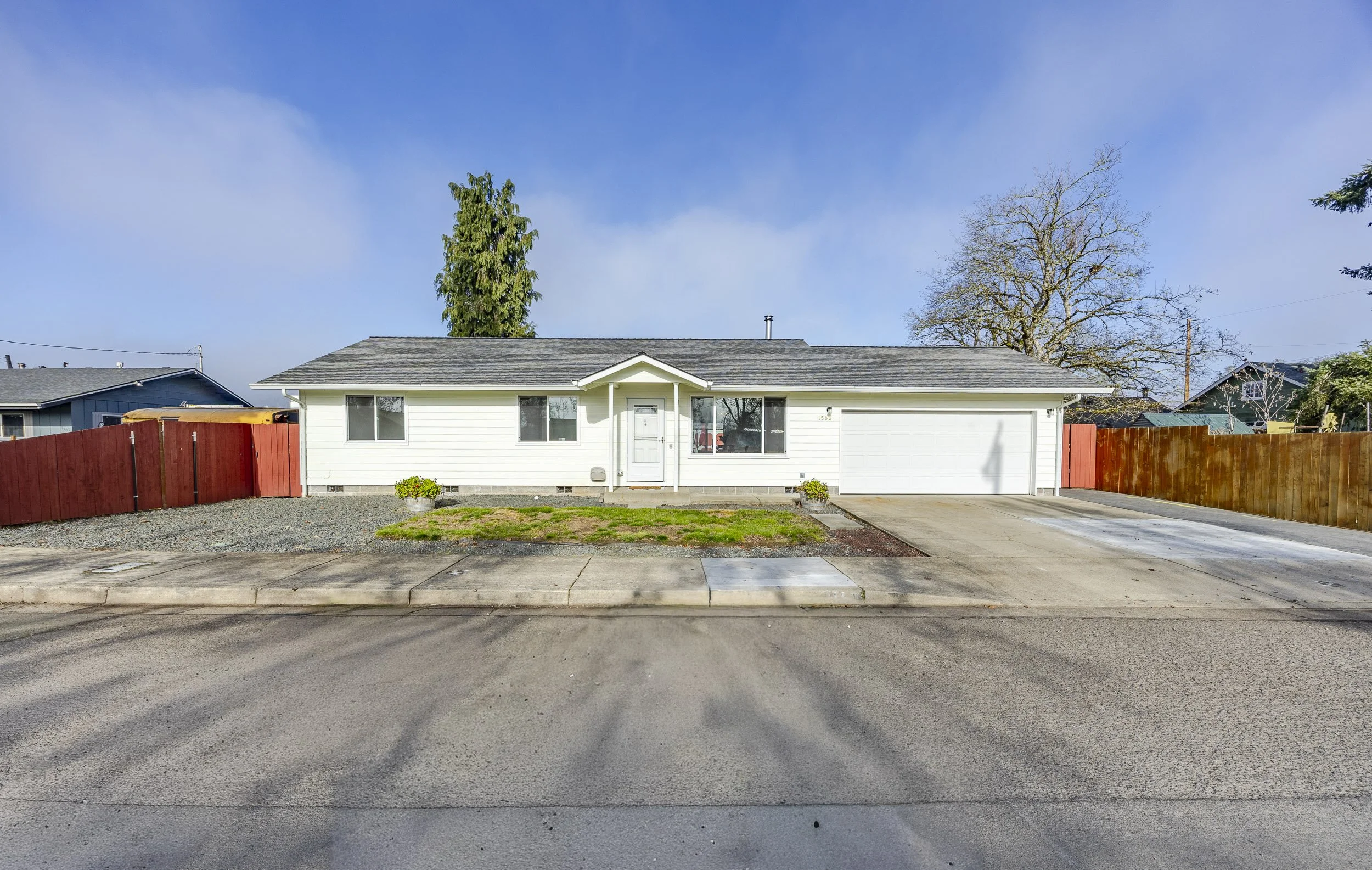 001_1560 Harvey Rd1A1A5900-HDR.jpg