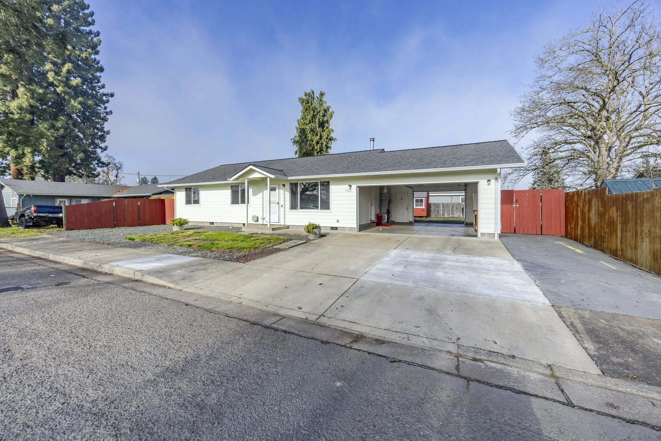 004_1560 Harvey Rd1A1A5865-HDR.jpg