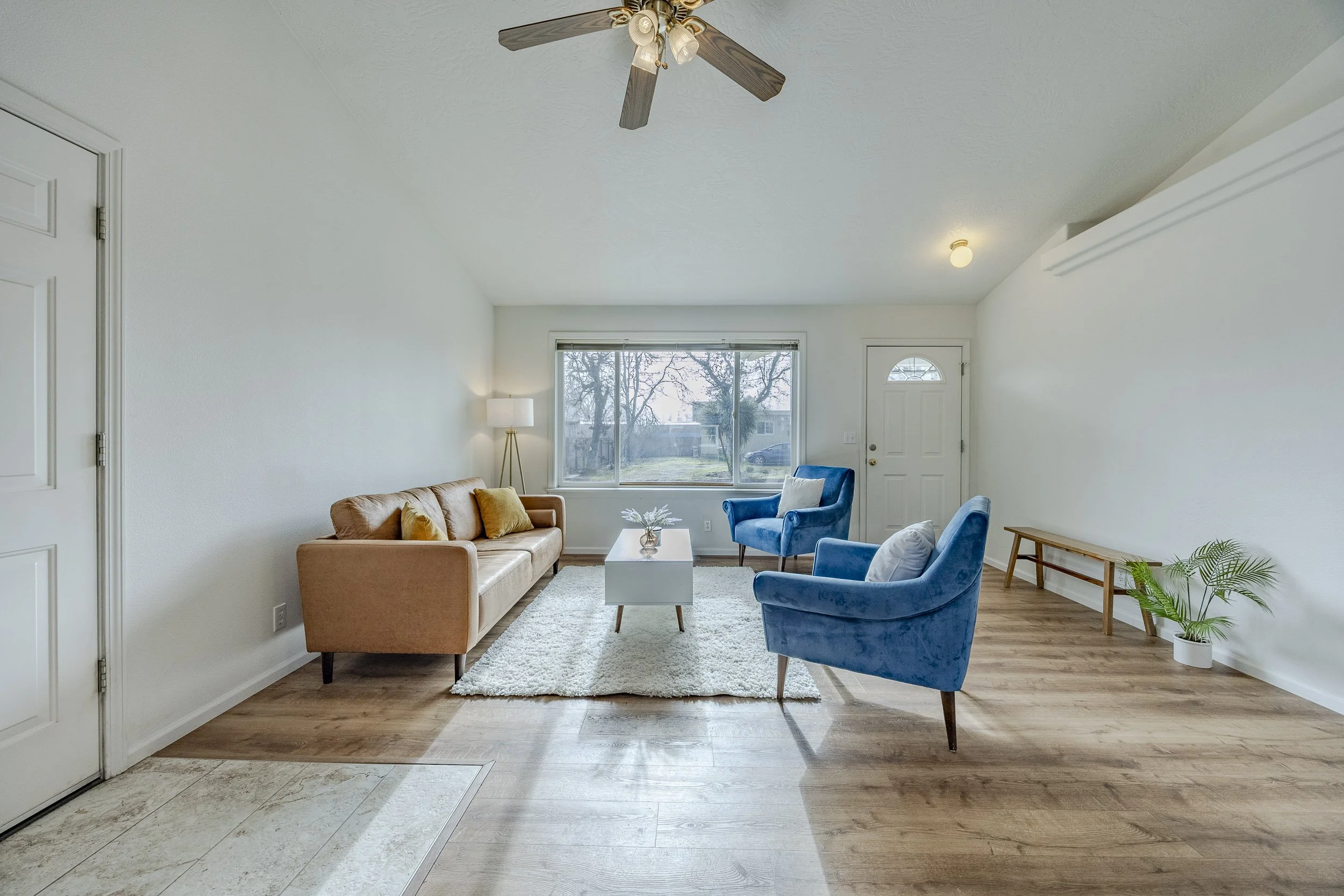 008_1560 Harvey Rd1A1A5692-HDR.jpg