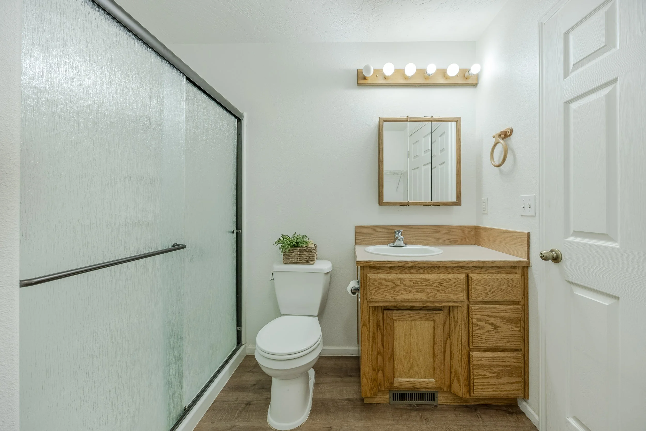 024_1560 Harvey Rd1A1A5765-HDR.jpg