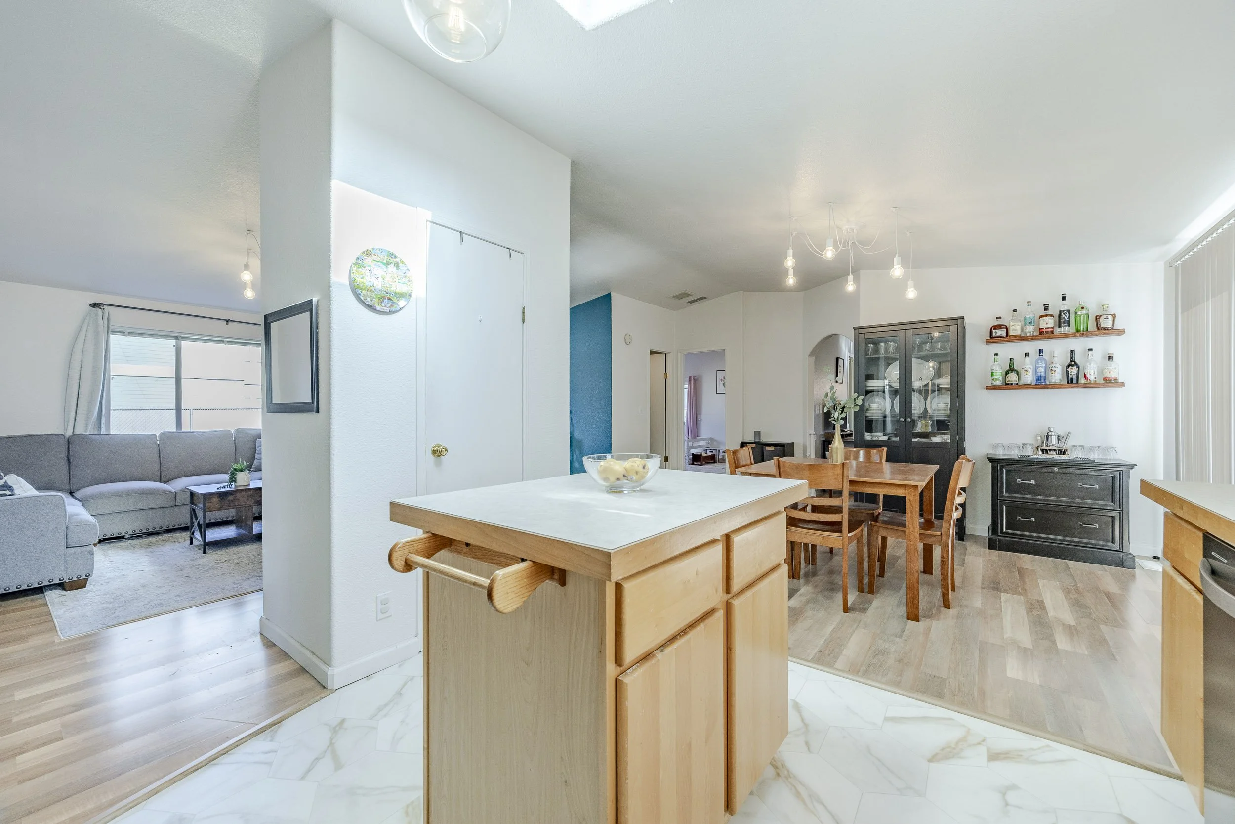 019_3007 River Rd1A1A8948-HDR.jpg