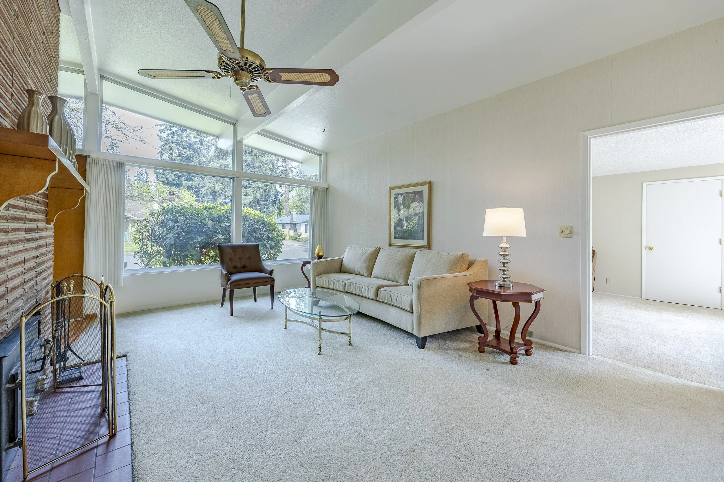 006_38 Kingsbury Ave1A1A7628-HDR.jpg