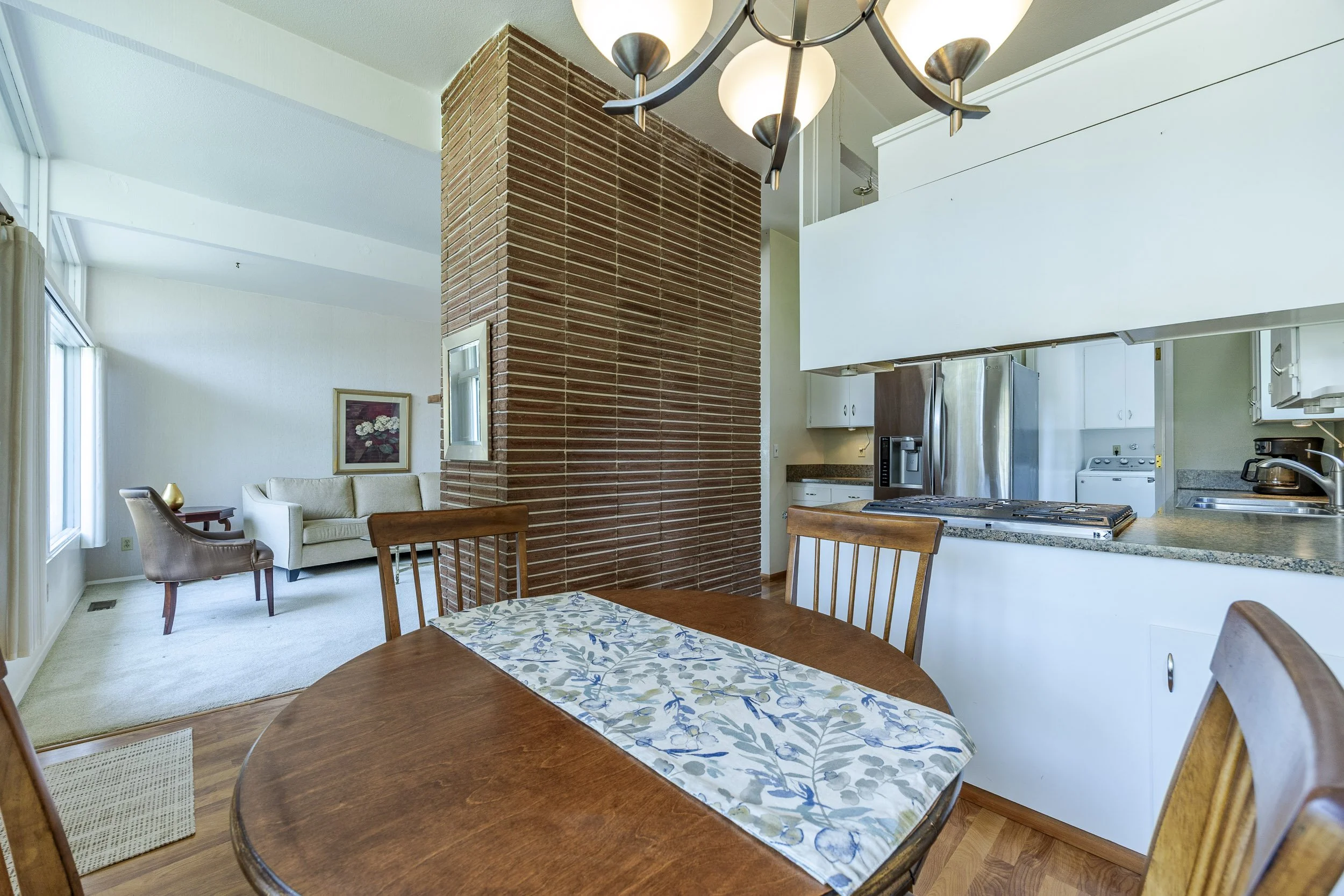 010_38 Kingsbury Ave1A1A7652-HDR.jpg