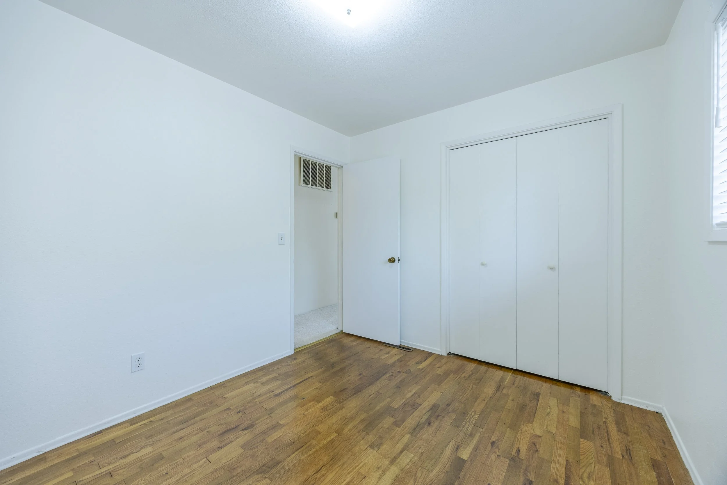 019_38 Kingsbury Ave1A1A7713-HDR.jpg