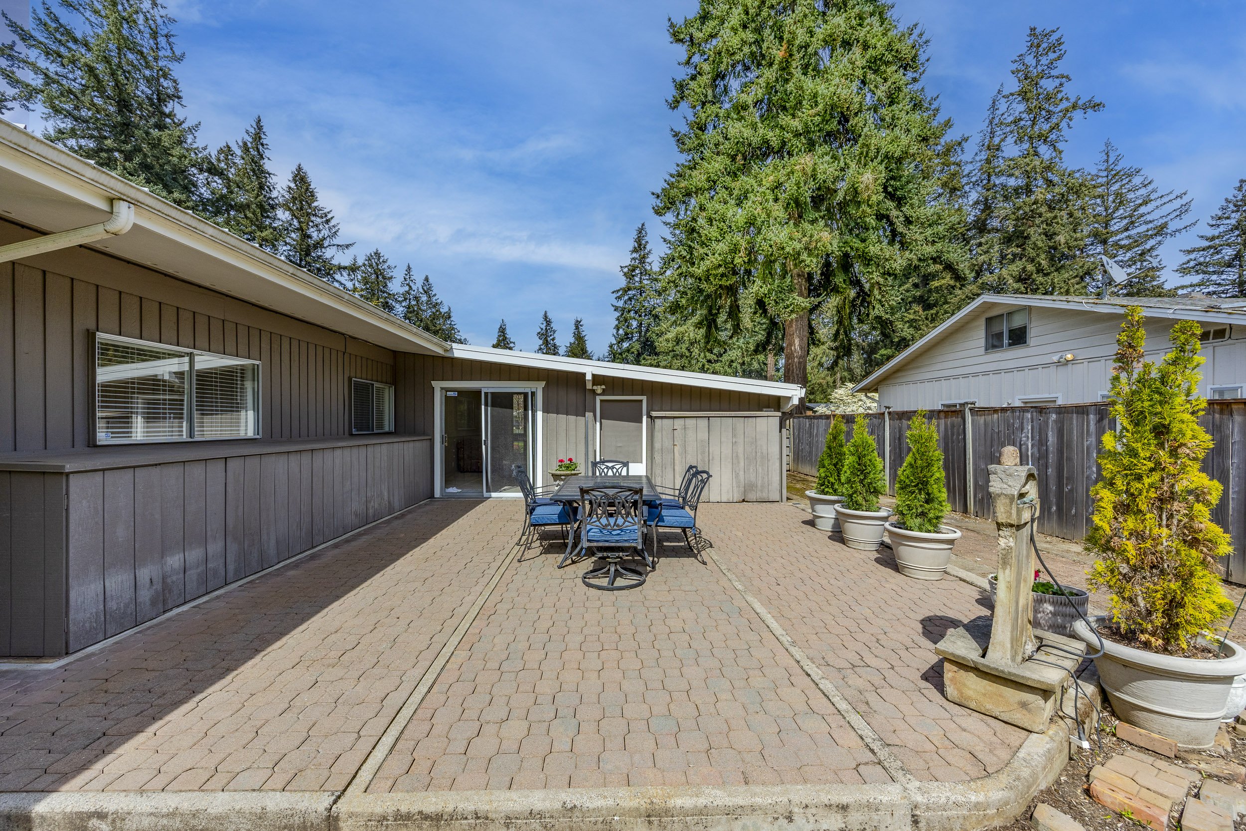 030_38 Kingsbury Ave1A1A7791-HDR-Edit.jpg