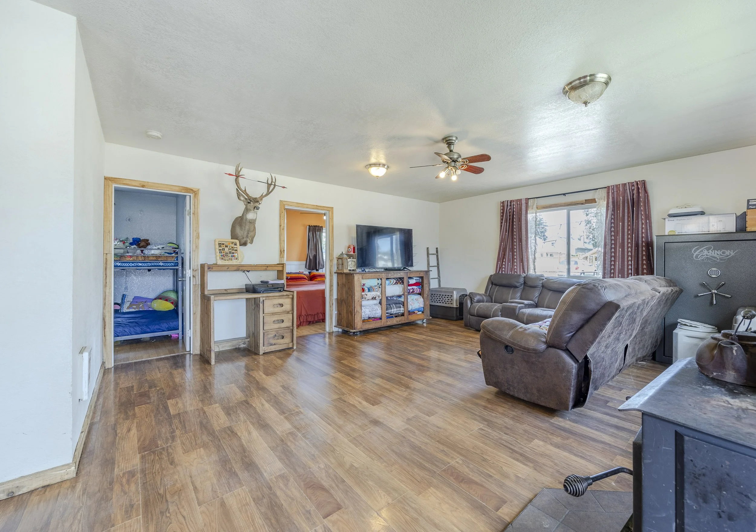 004_805 Quincy Ave1A1A3539-HDR.jpg