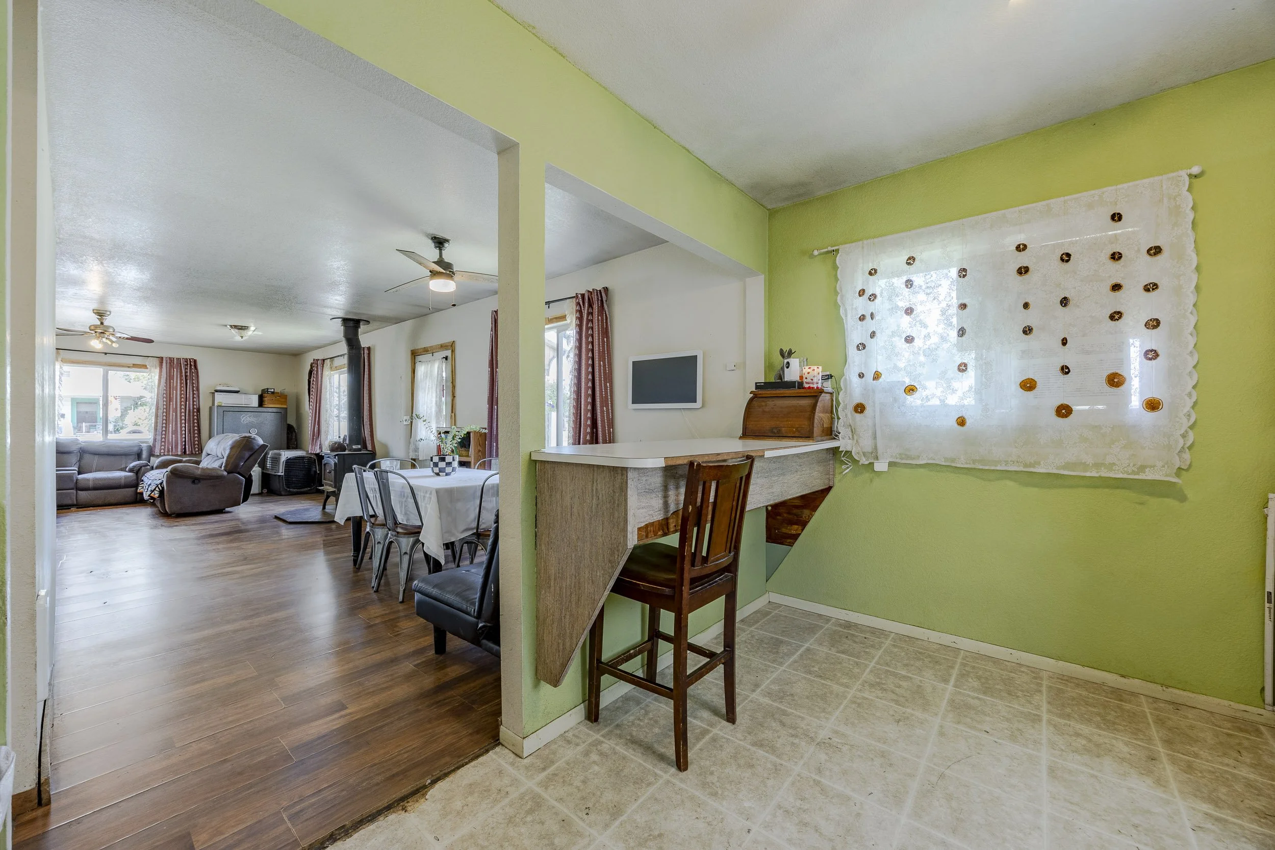 012_805 Quincy Ave1A1A3617-HDR.jpg