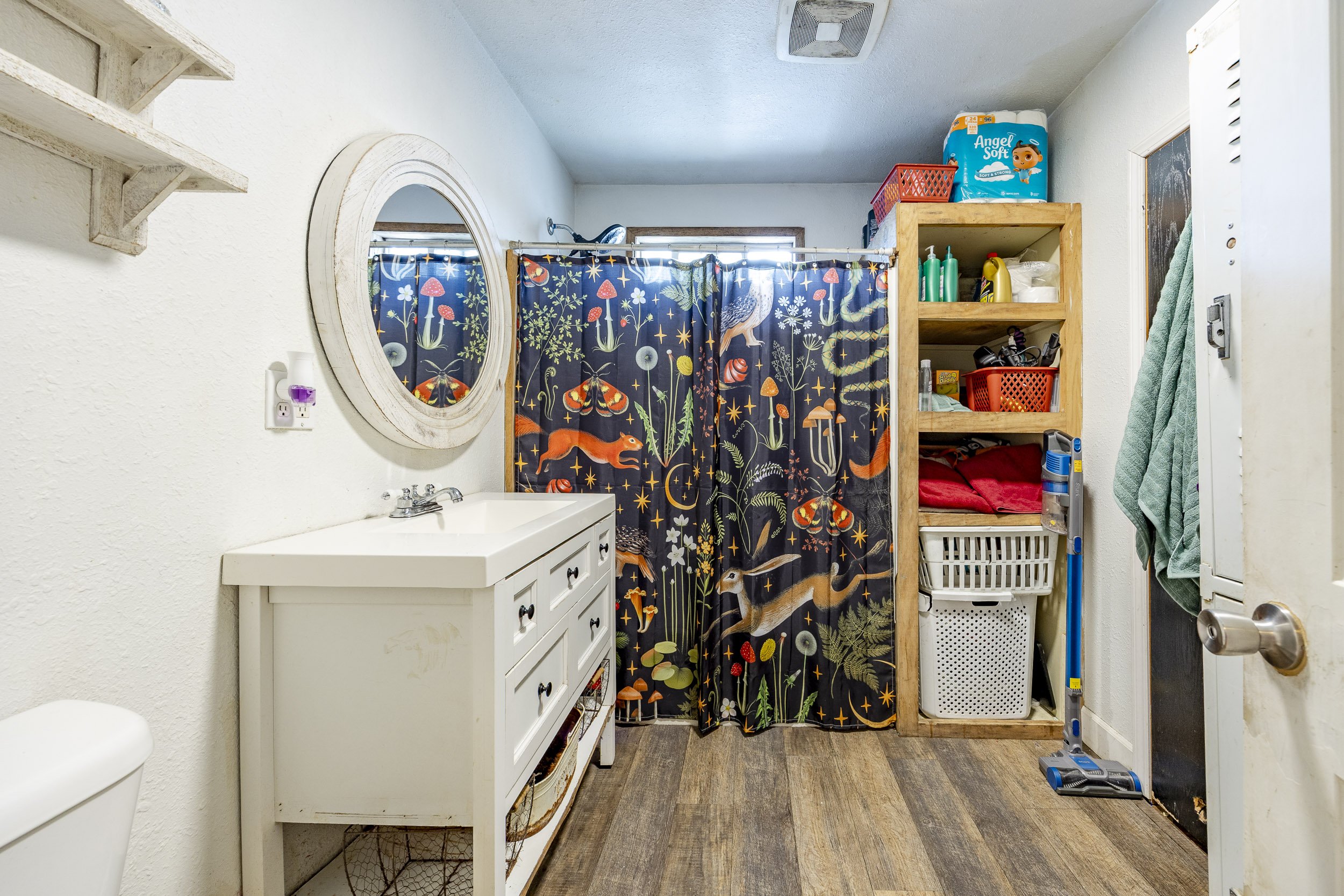 018_805 Quincy Ave1A1A3635-HDR.jpg