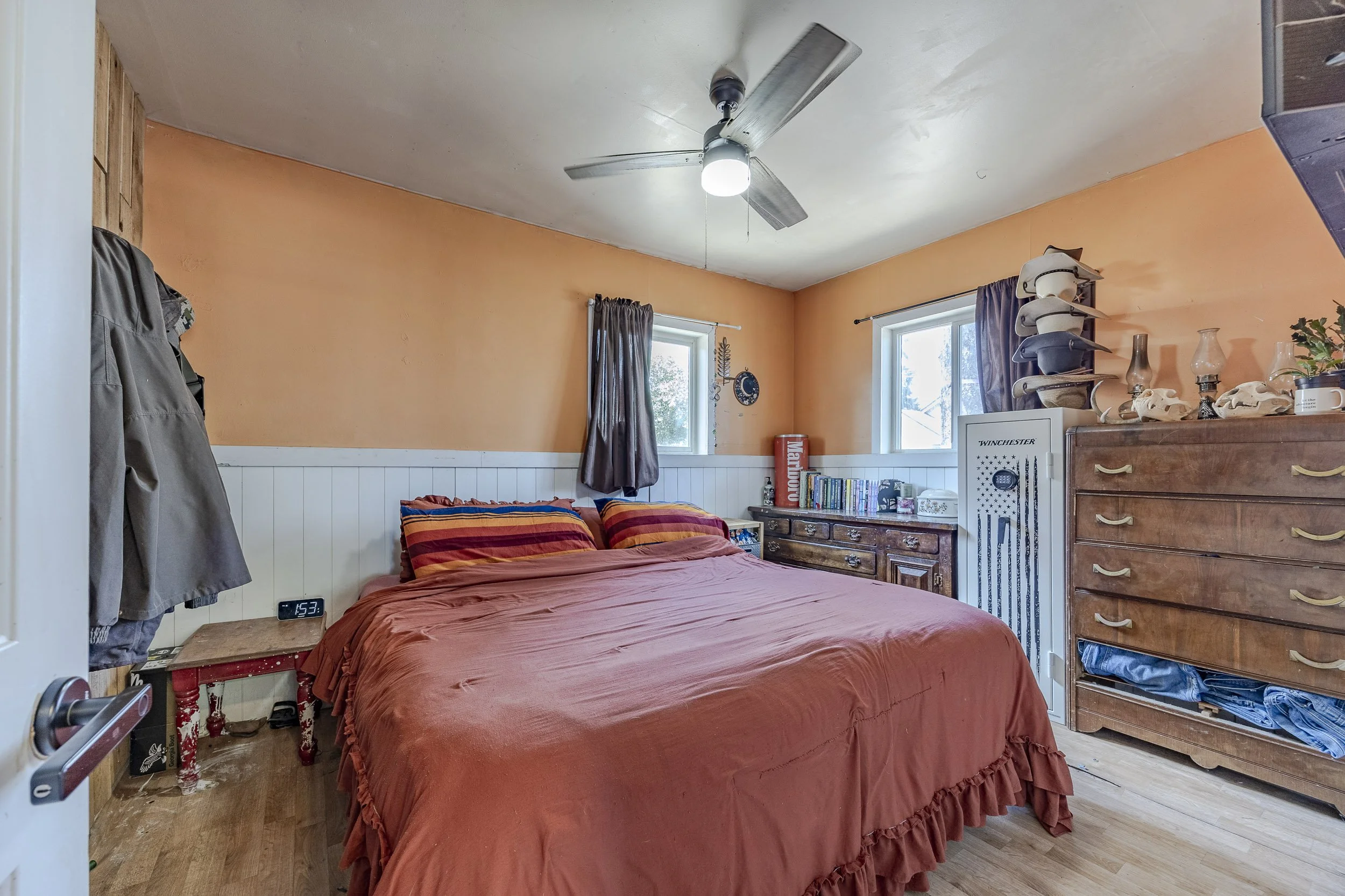 019_805 Quincy Ave1A1A3559-HDR.jpg