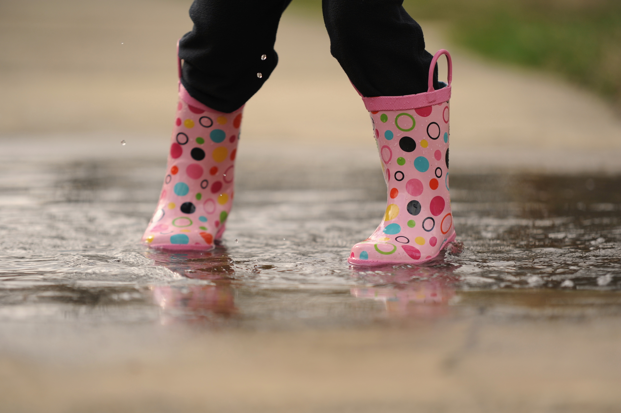 031611_Puddles Play March 2011_2249.JPG