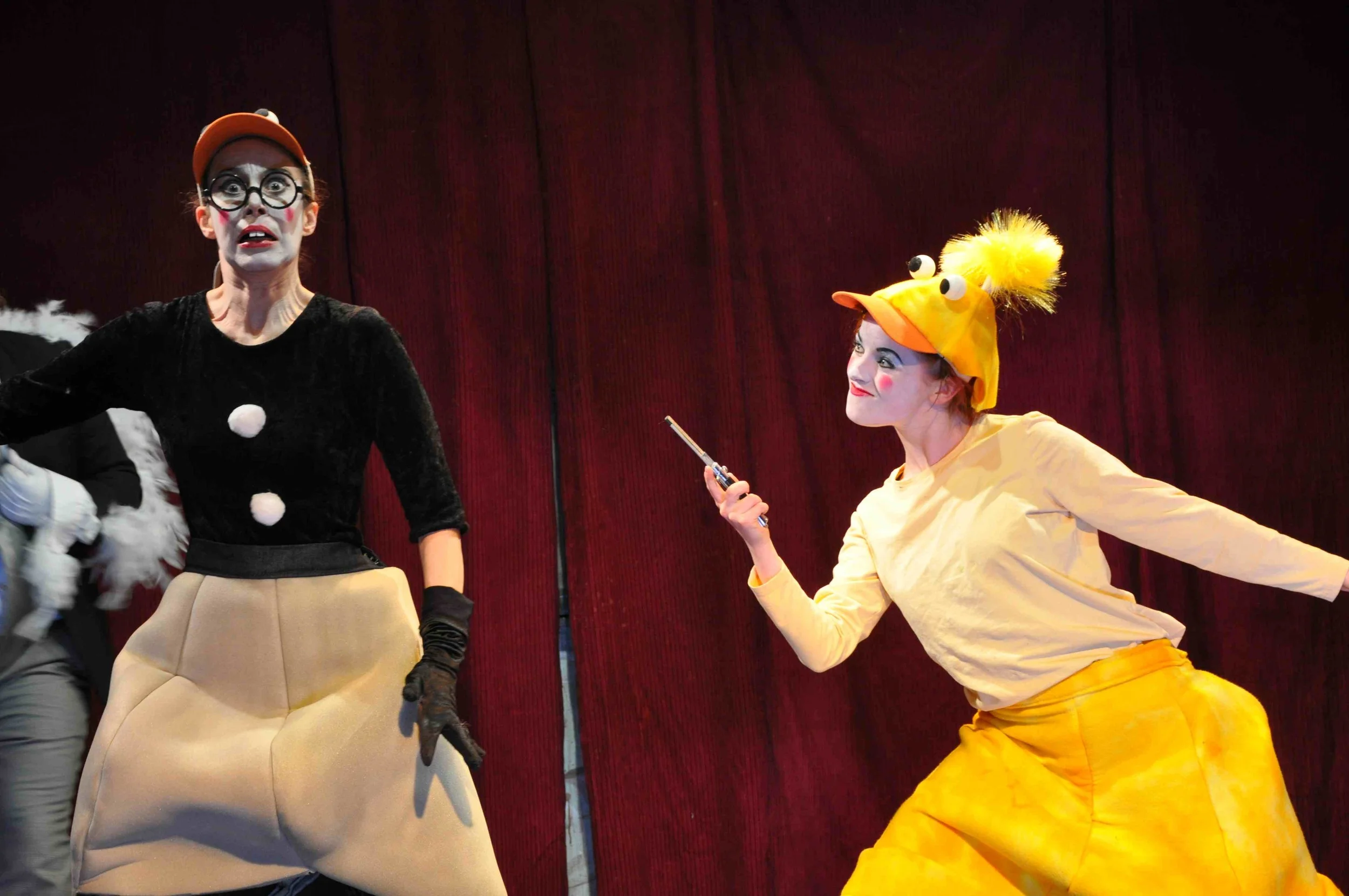 A Grand Guignol Children's Show* (*NOT for Children), Grand Guignolers
