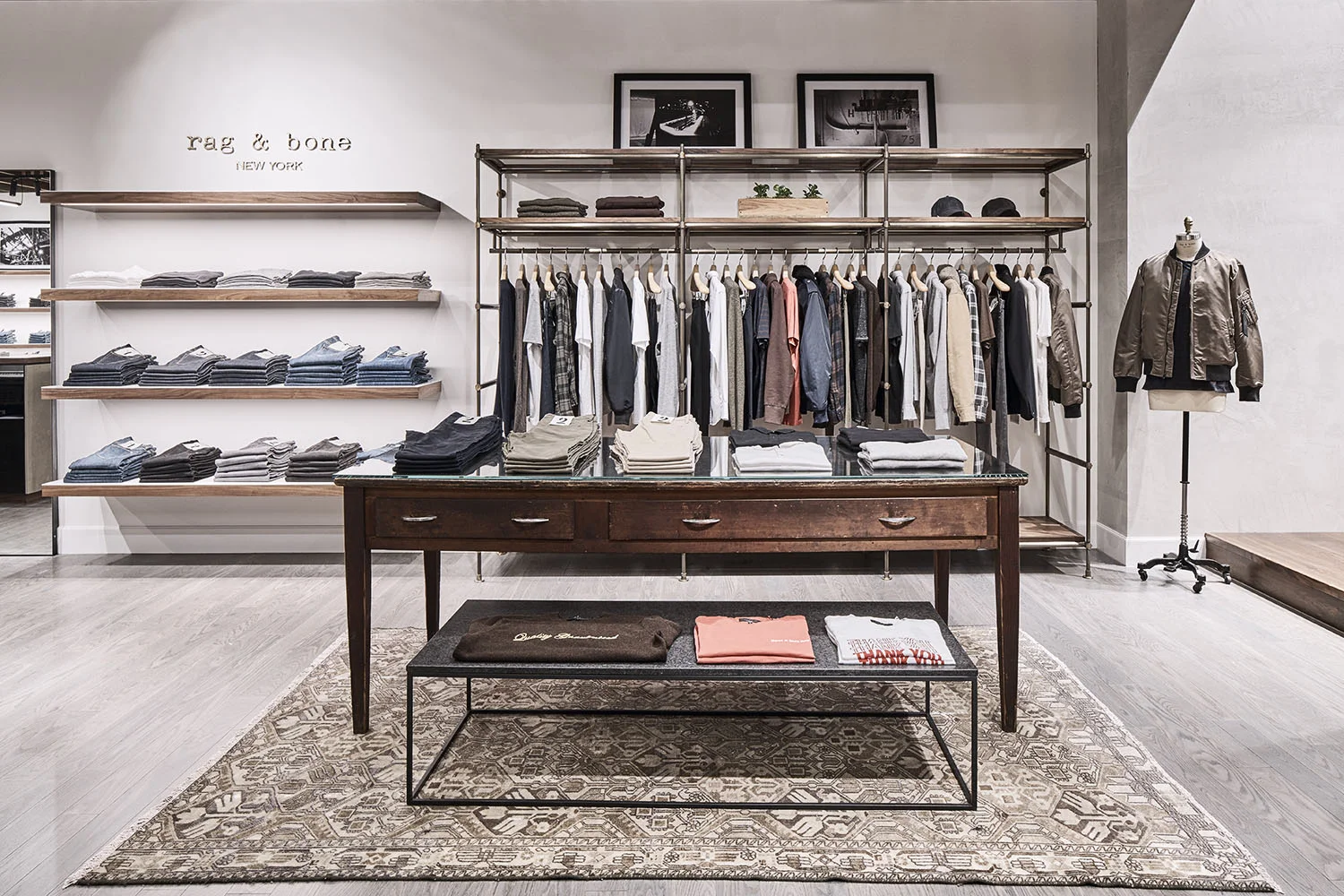 Retail_Interior_013.jpg