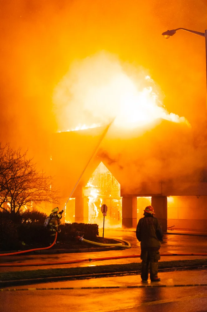 _NJP5920-Natrona-Heights-Plaza-Fire.jpg