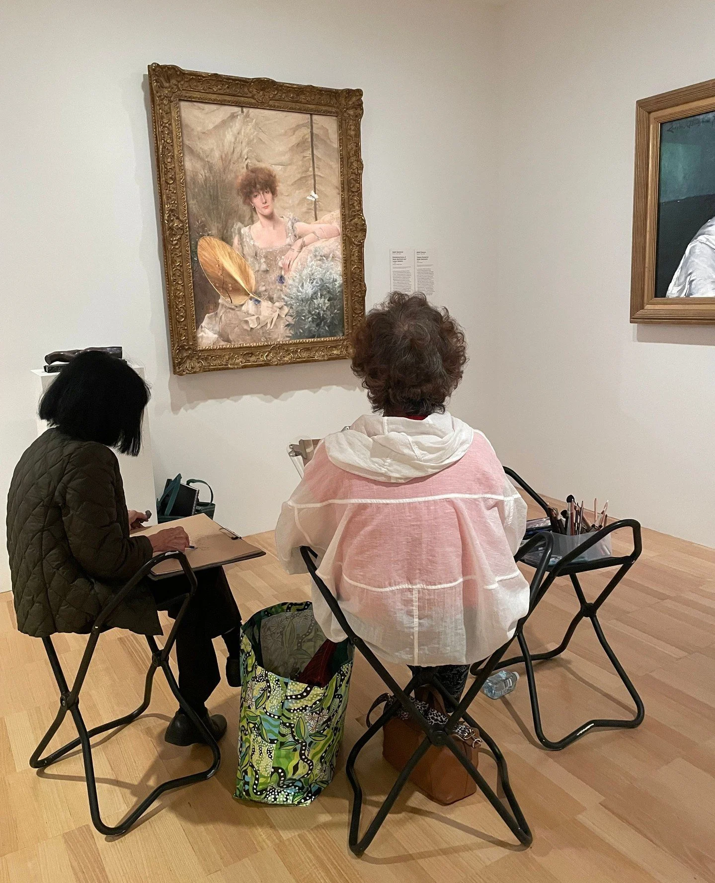 A group of 13 artists gathered yesterday at NGV International for our first Saturday of the month drawing session, 1&ndash;3pm. Some regulars and some new faces too. Nice! See you next month.⁠
Details link in bio and on website