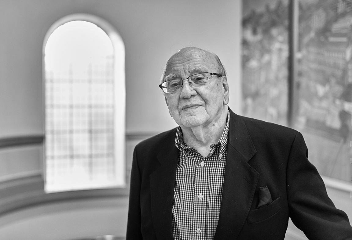 Denis Thorpe - Photographer.jpg