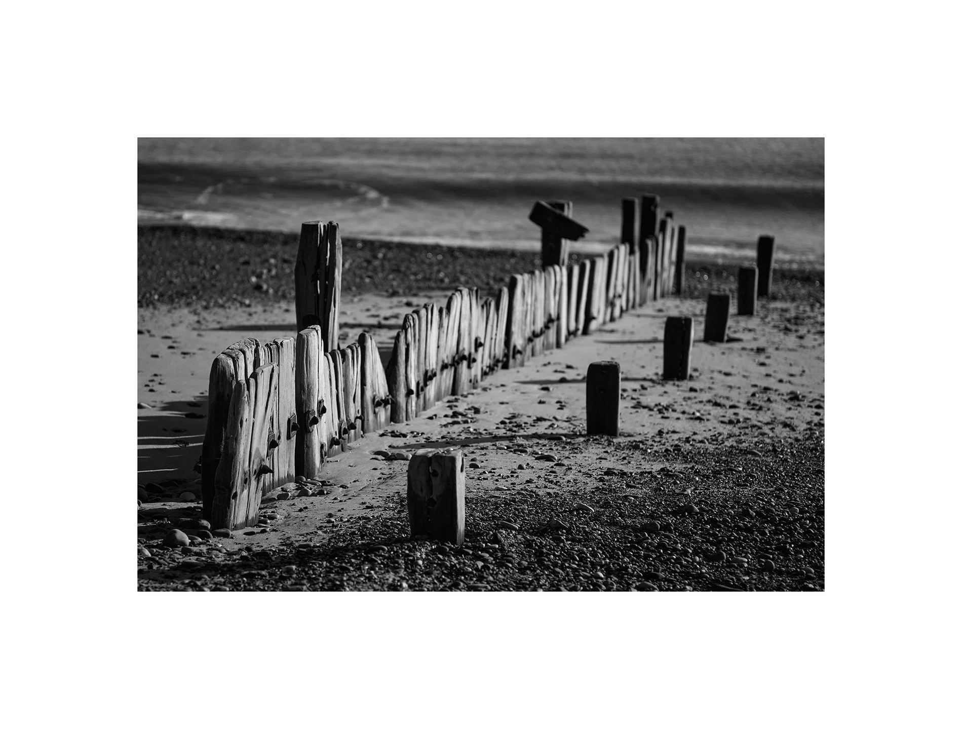 Coastal observations.

#Hornseadiaries
#Coast
#Leica
#Fineartphotography
