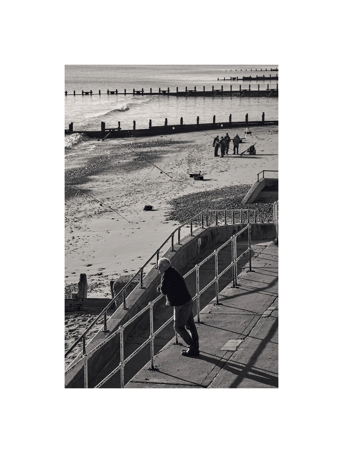 Coastal thinking.

#Hornseadiaries
#Coast
#Leica
#Fineartphotography