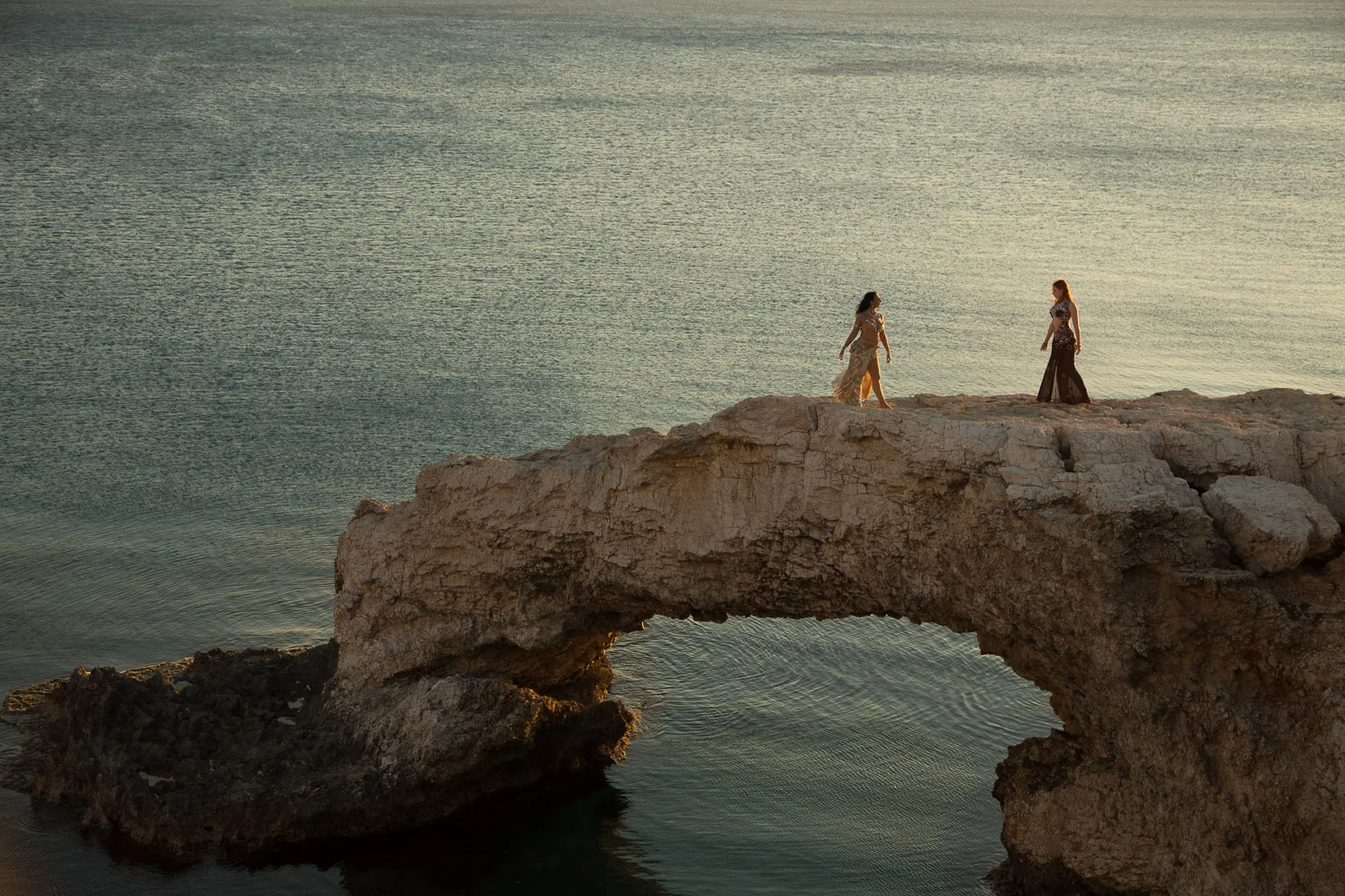 An encounter on a sea of tales