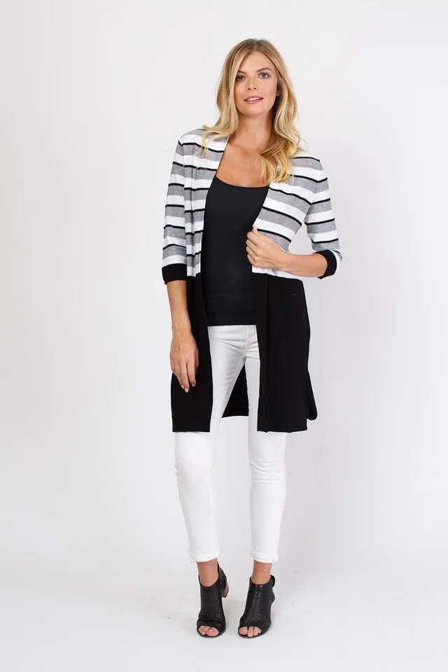 174313 optic white black