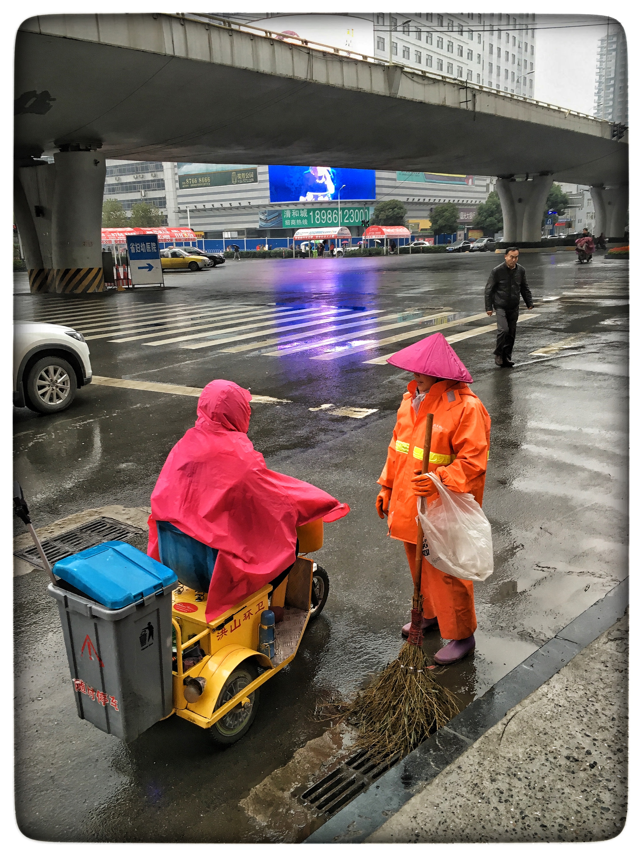  City workers, Wuhan 