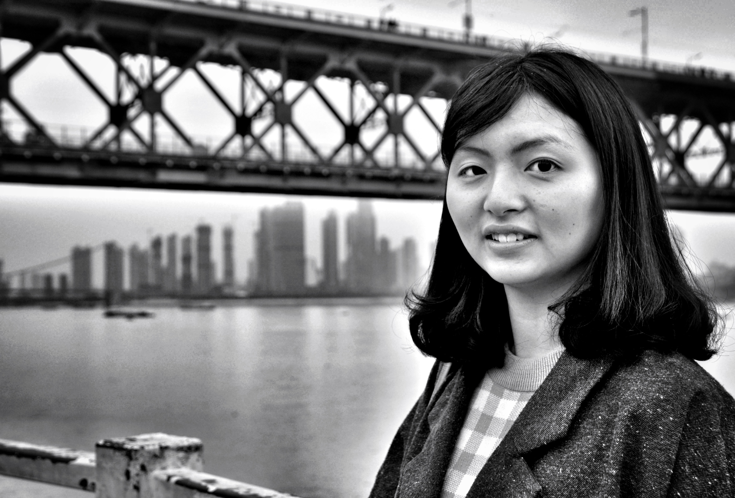  University student at Wuhan Yangtze River Bridge 