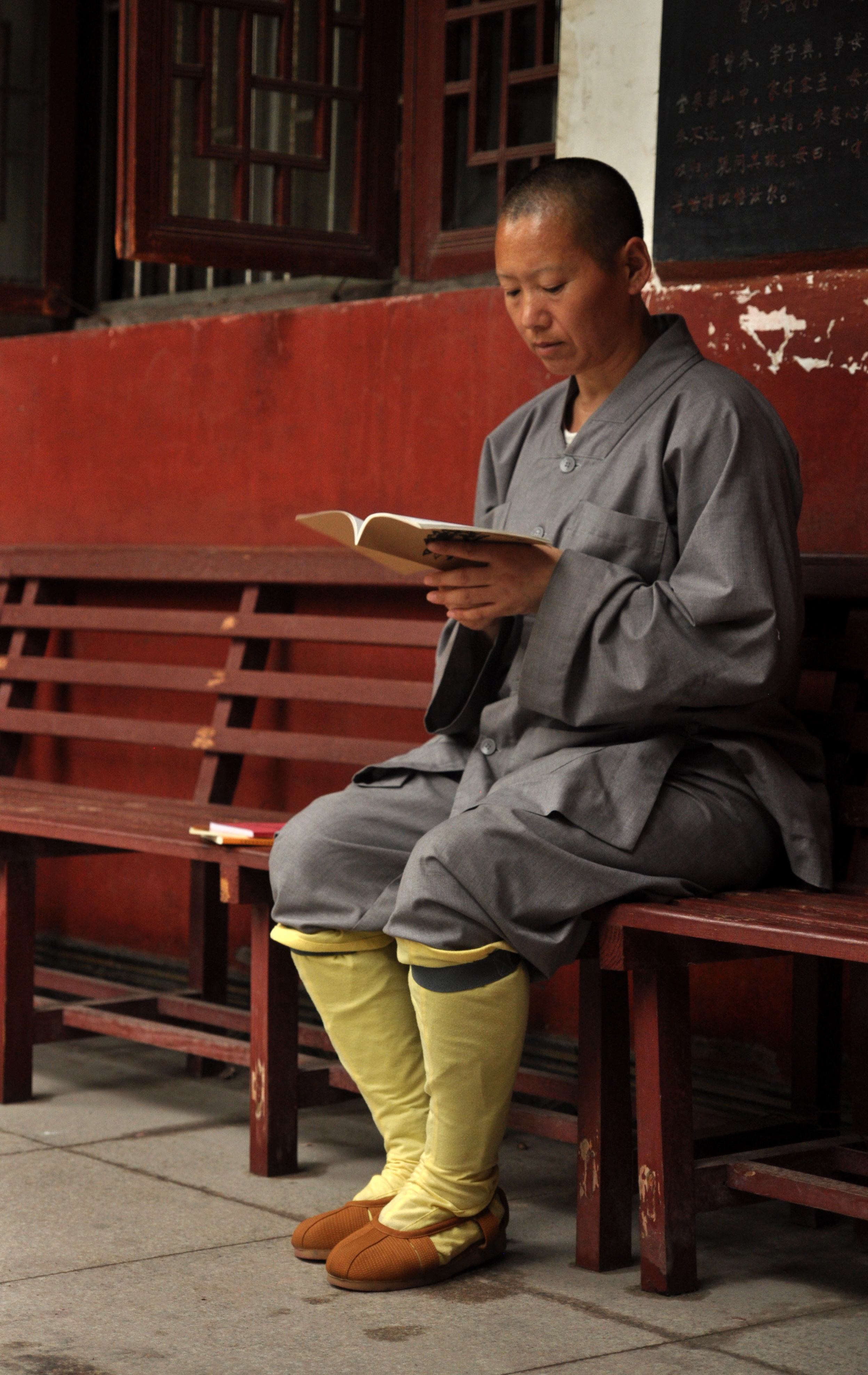  Zhanghua Monastery,&nbsp;Jingzhou 