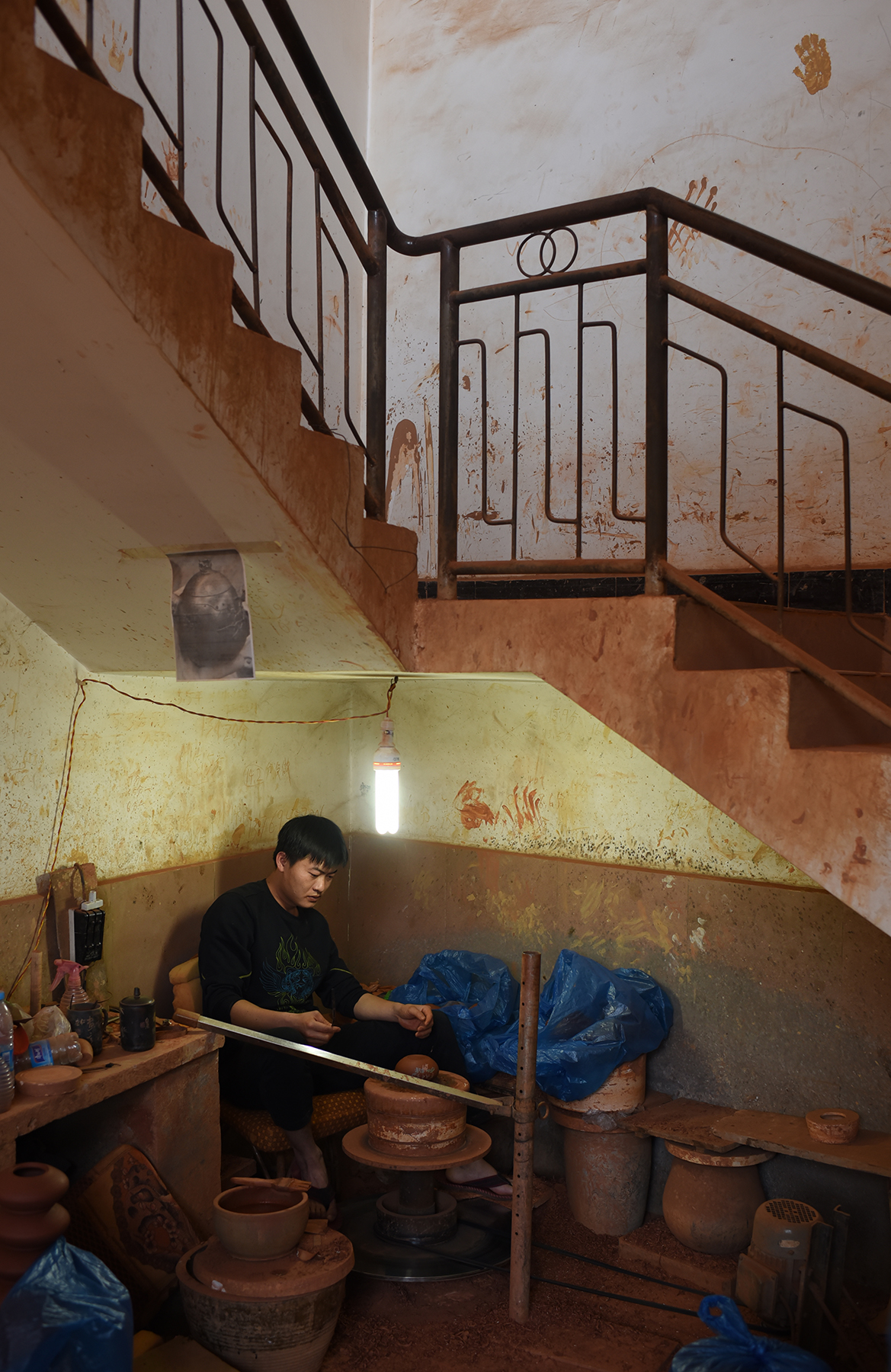  Purple pottery apprentice, Jianshui 