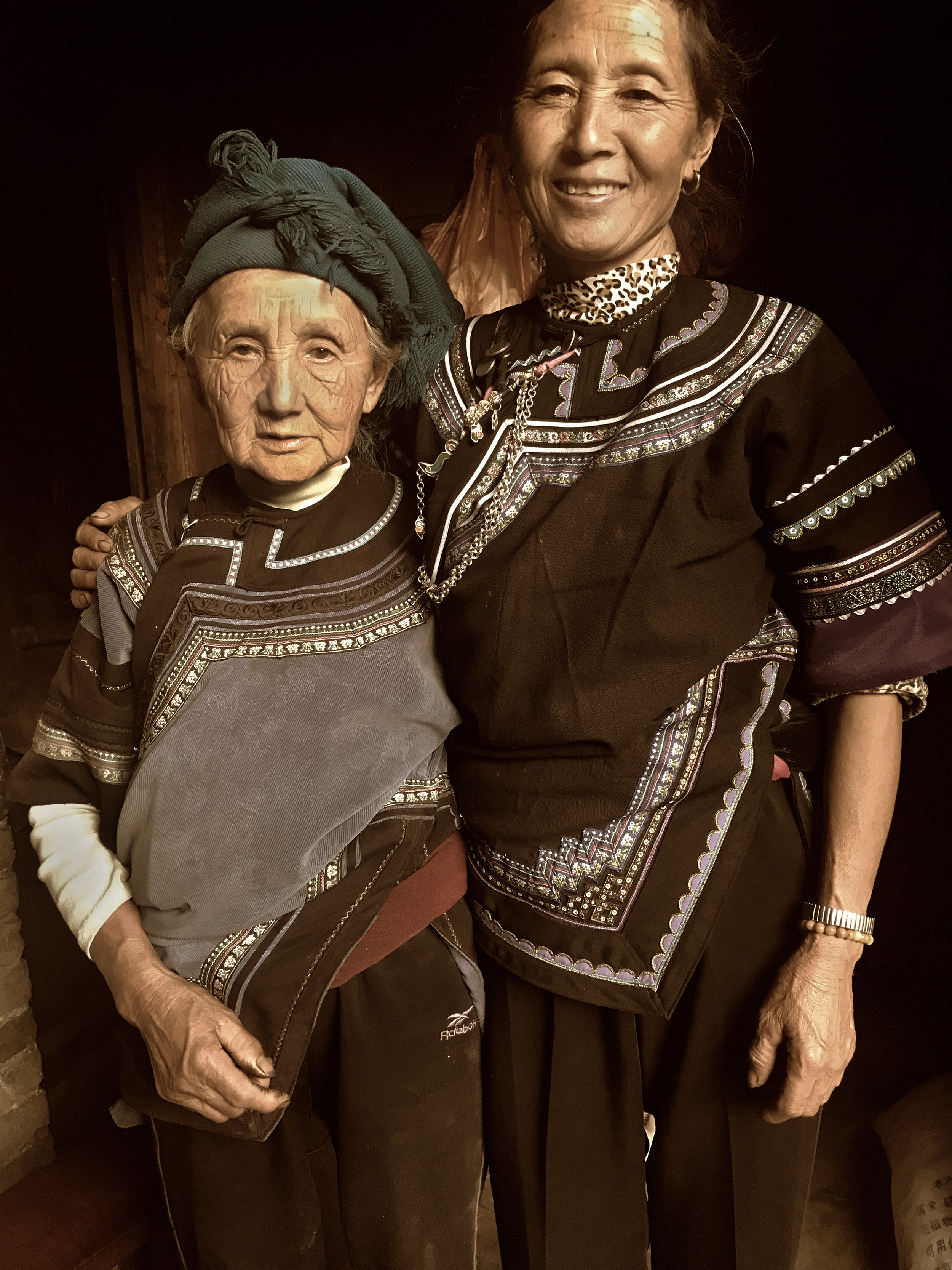  Li APang and her mother, Dieshi village 