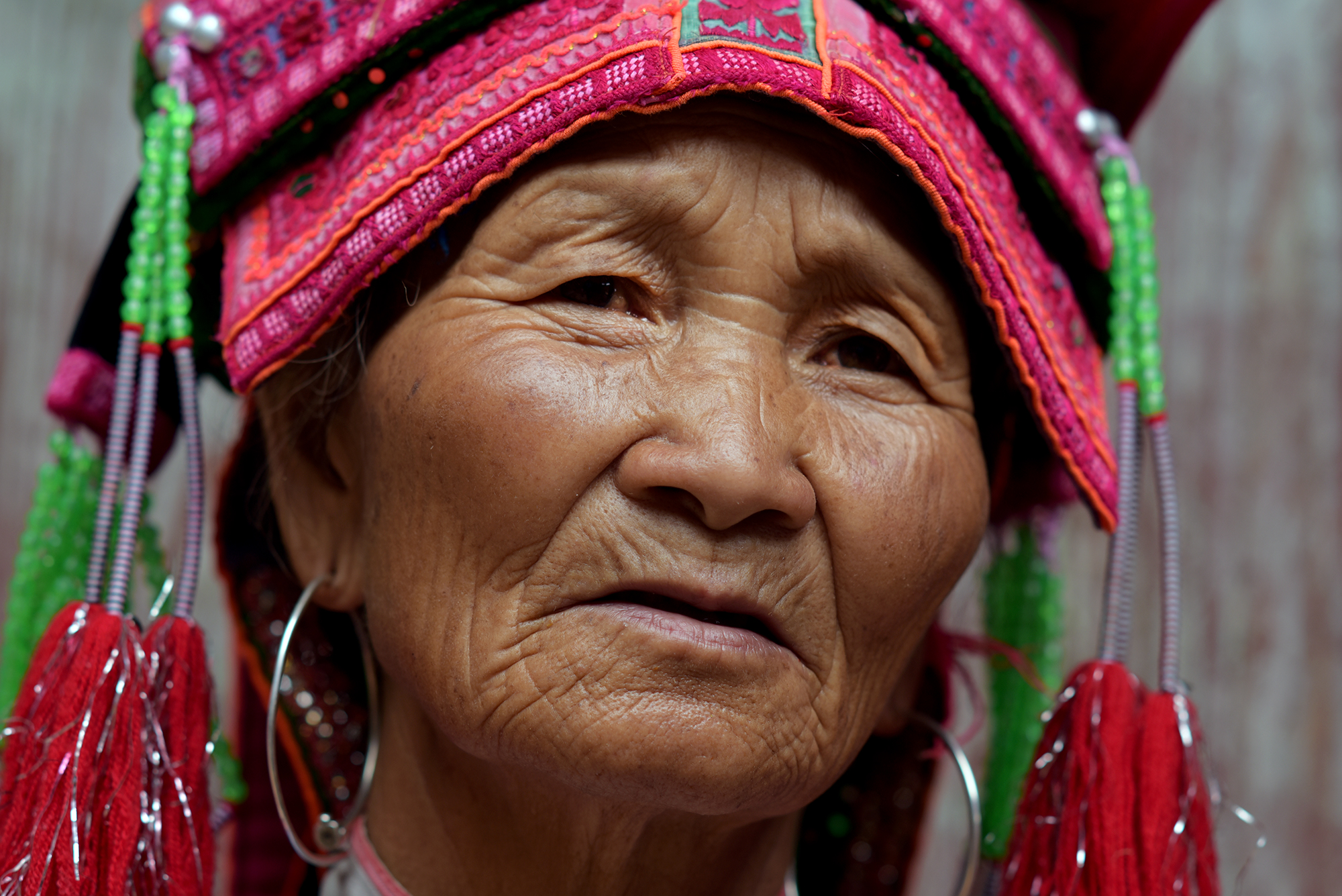  Yi costume design and dance, Pengzu village 