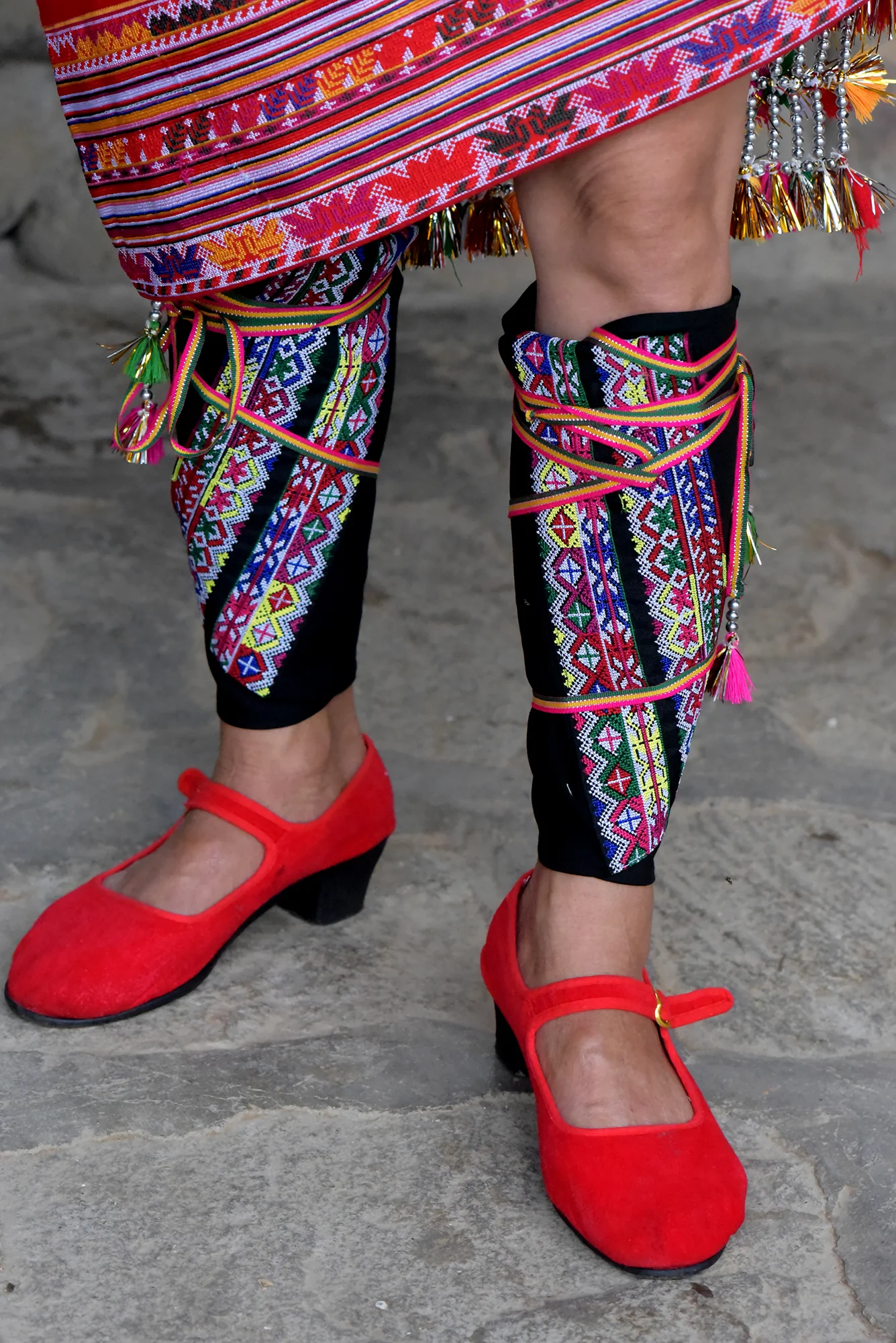 Costume design, Dai people, Da Mu Yu village