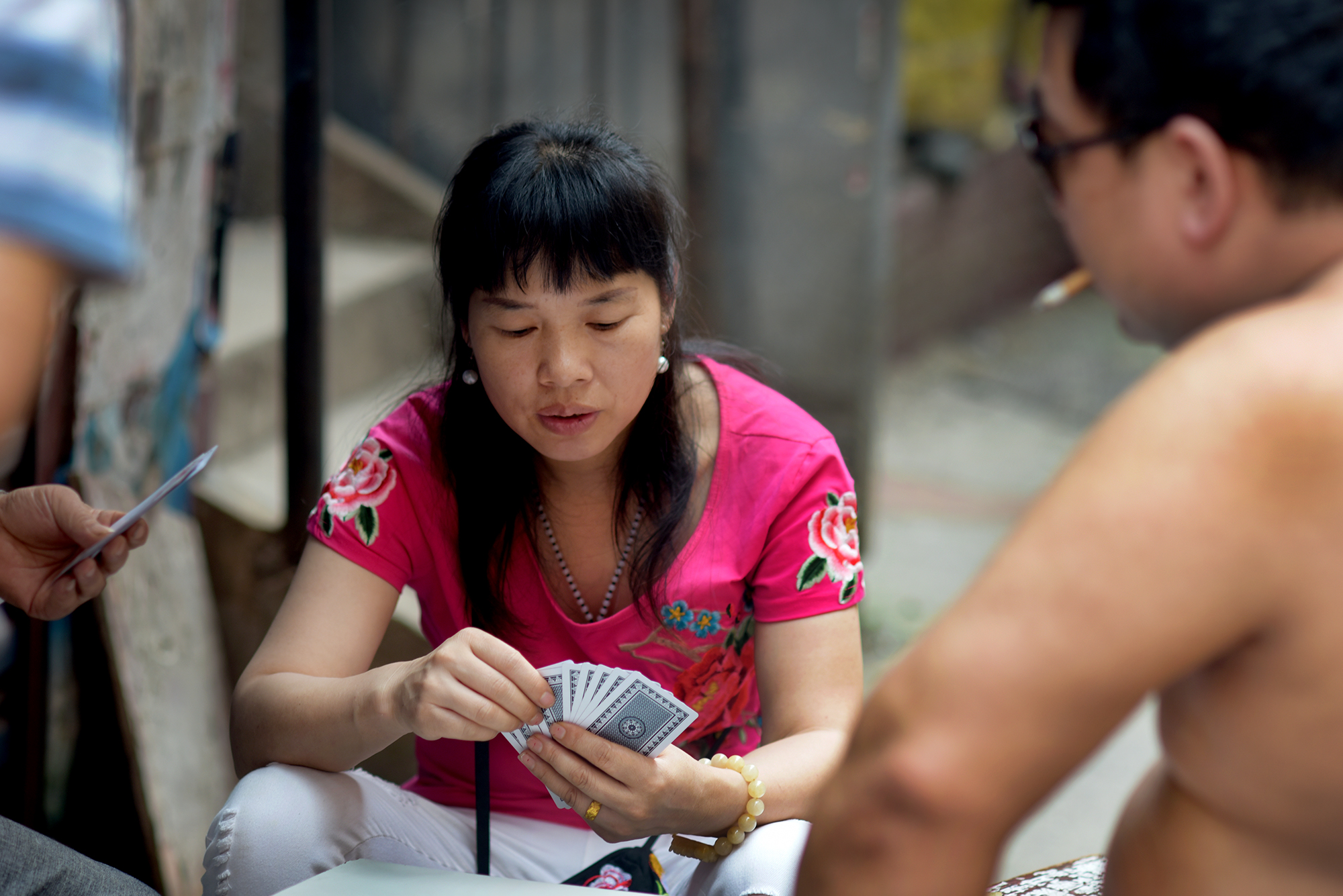 Alley card game