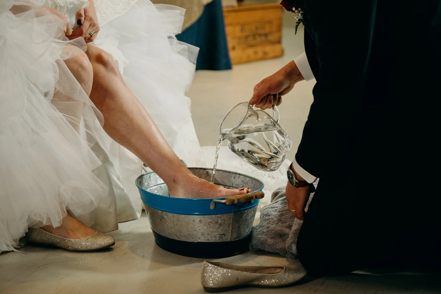 8908 - Lyndsay and Trevor Wedding.jpg