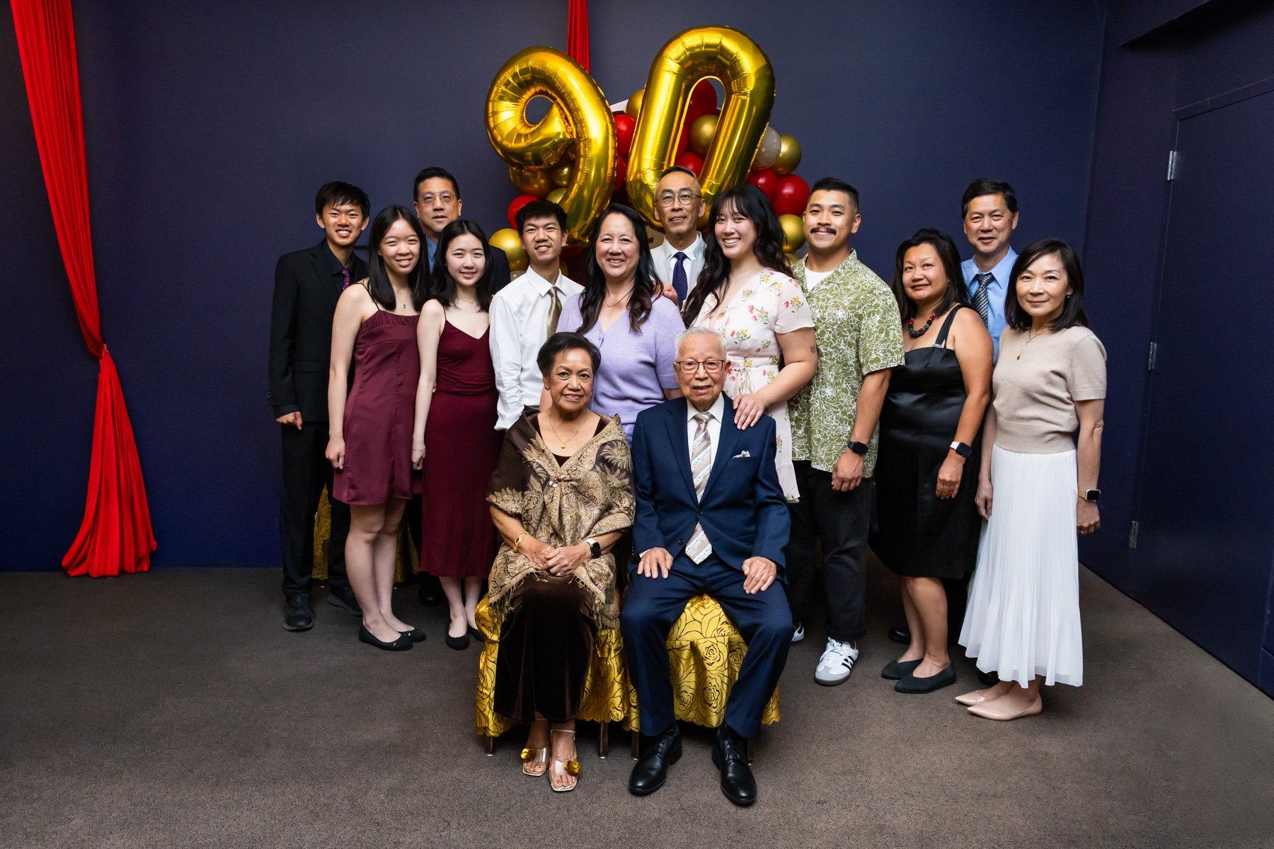csp_LeeFamilyBDDinnerHighlight007.jpg