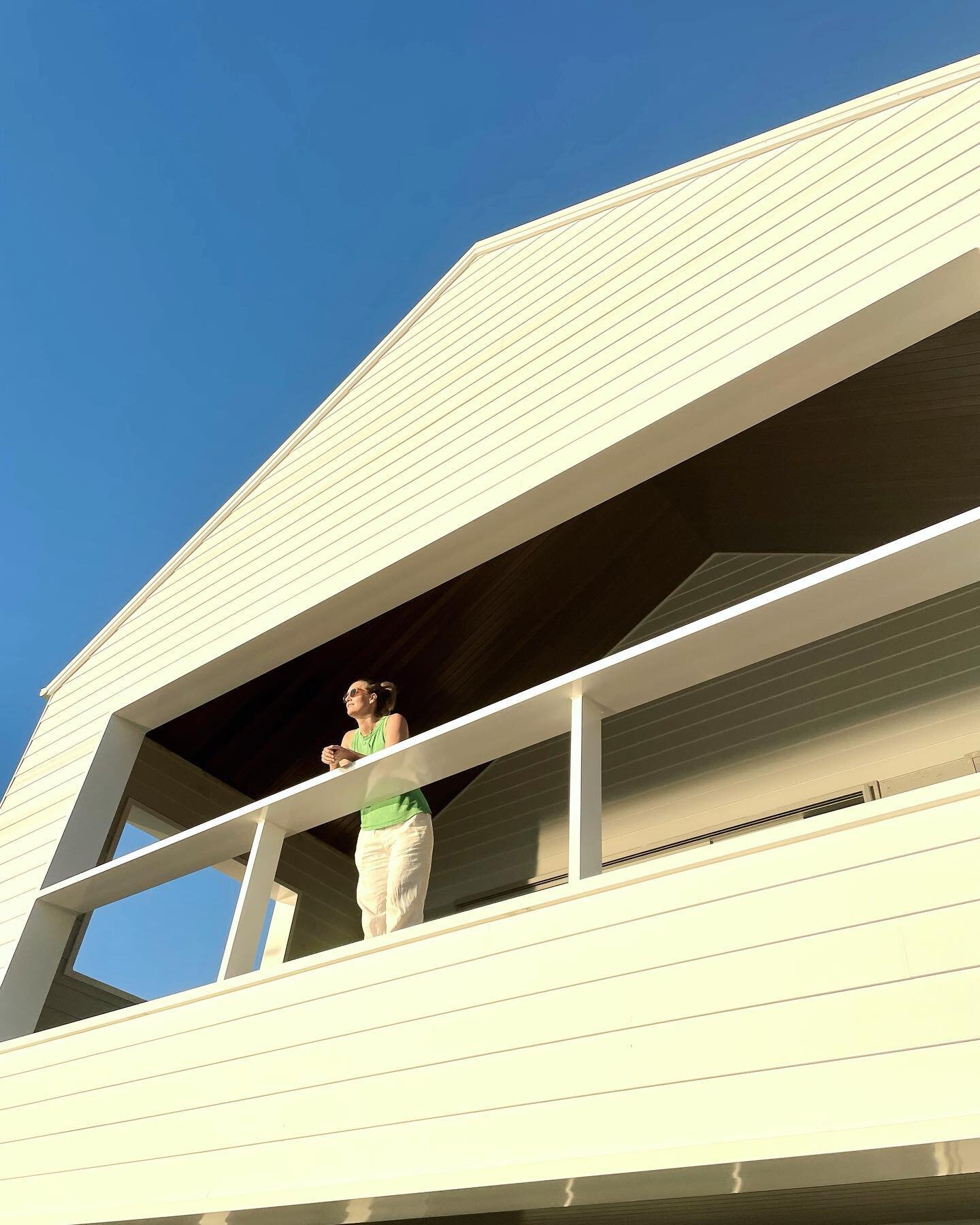 Site visits + view checks. 

#architecture #home #design #cladding #sky #sun #deck #building #construction #view 

@weathertexaus