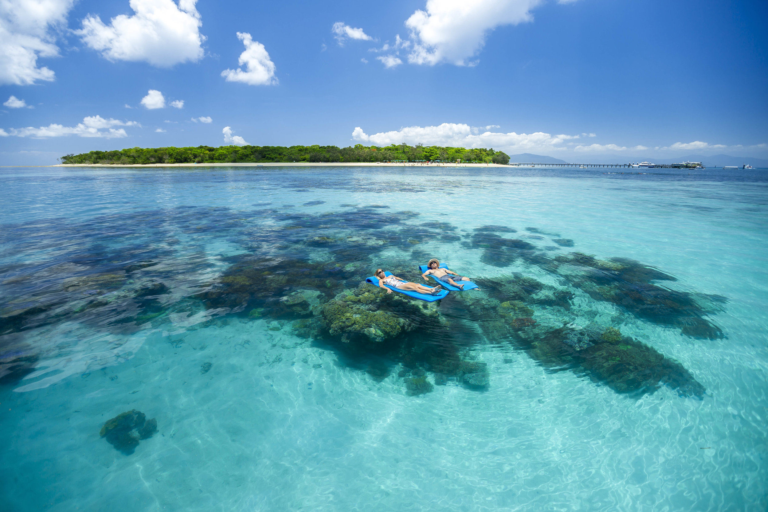 green_island_paradise.jpg