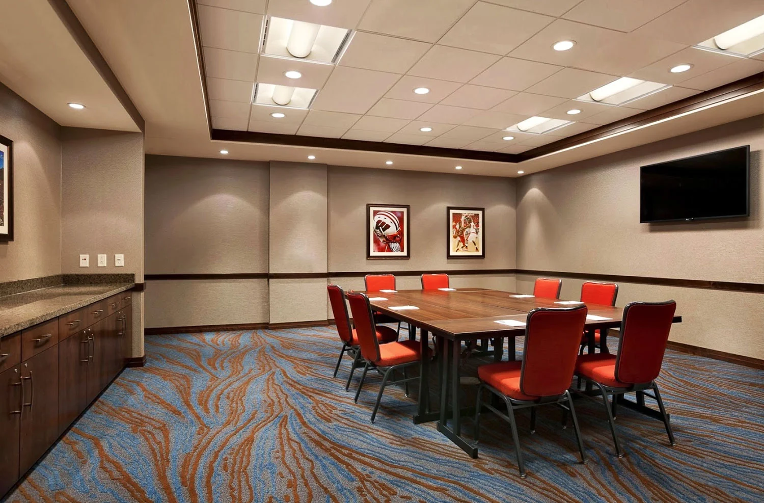 Hampton-Inn-Conference-Room.jpg