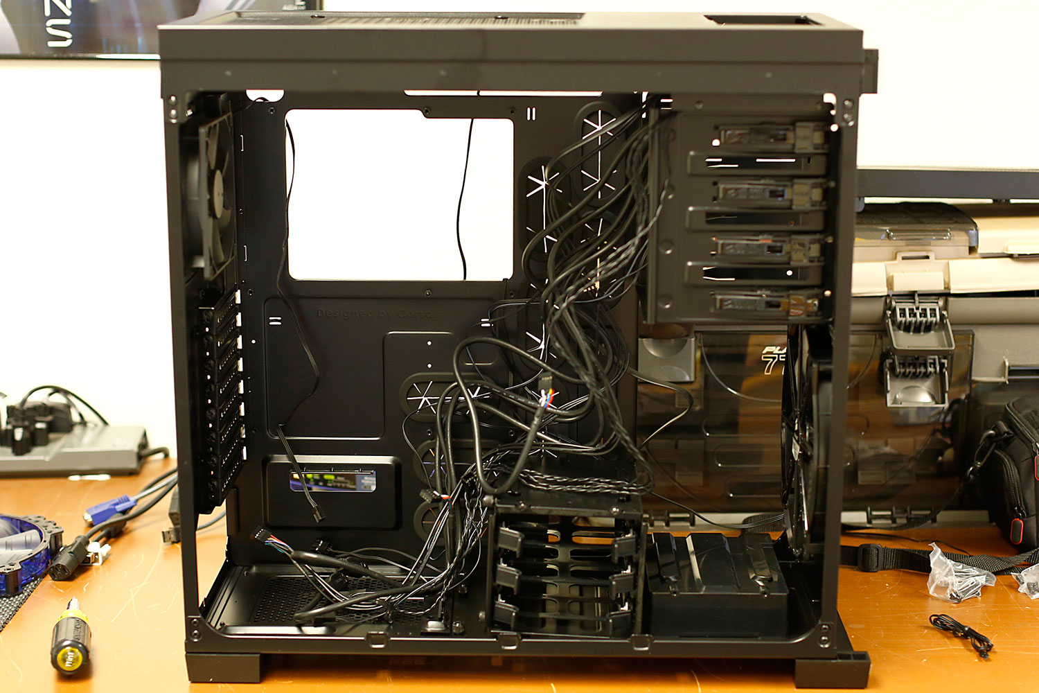 A look inside of the Corsair Obsidian Series 650 with the cover off prior to installing the components.