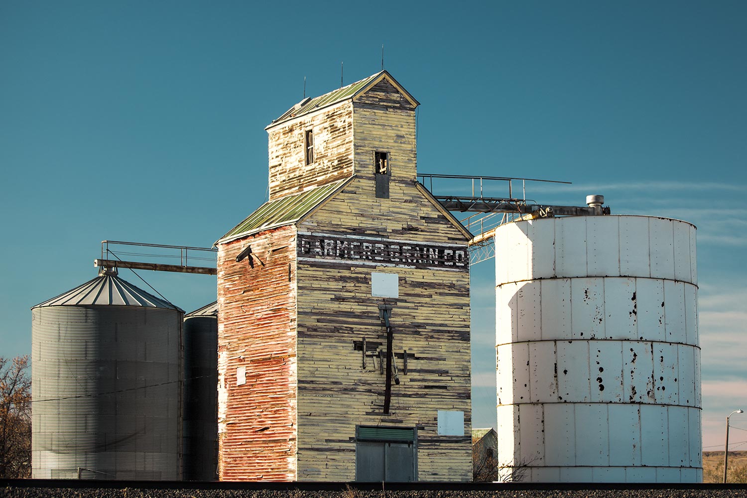 The old Farmers Grain Company elevator in Saco, Montana.&nbsp;&nbsp;→ Buy a Print