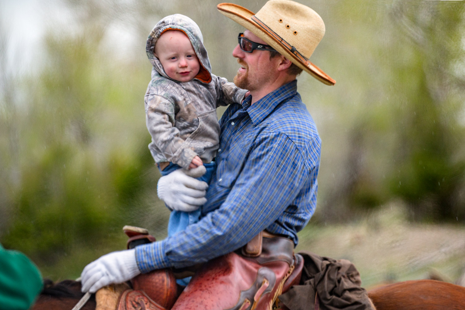 Father-and-Son-Photos-on-Ranch-Life-Montana