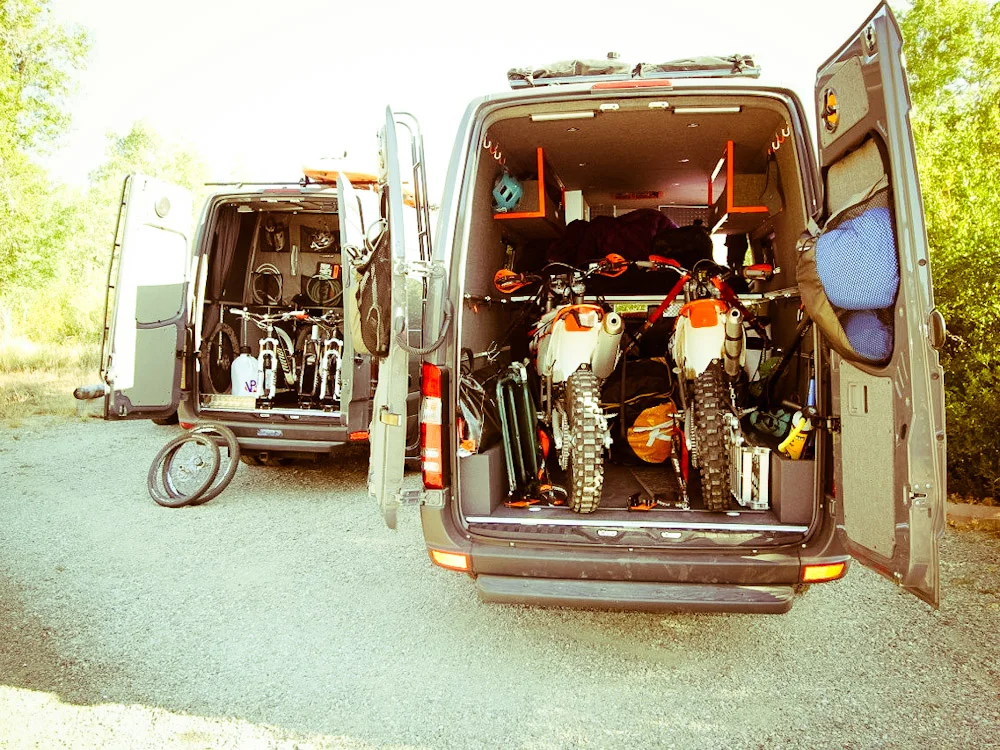 OutsideVan-13.jpg