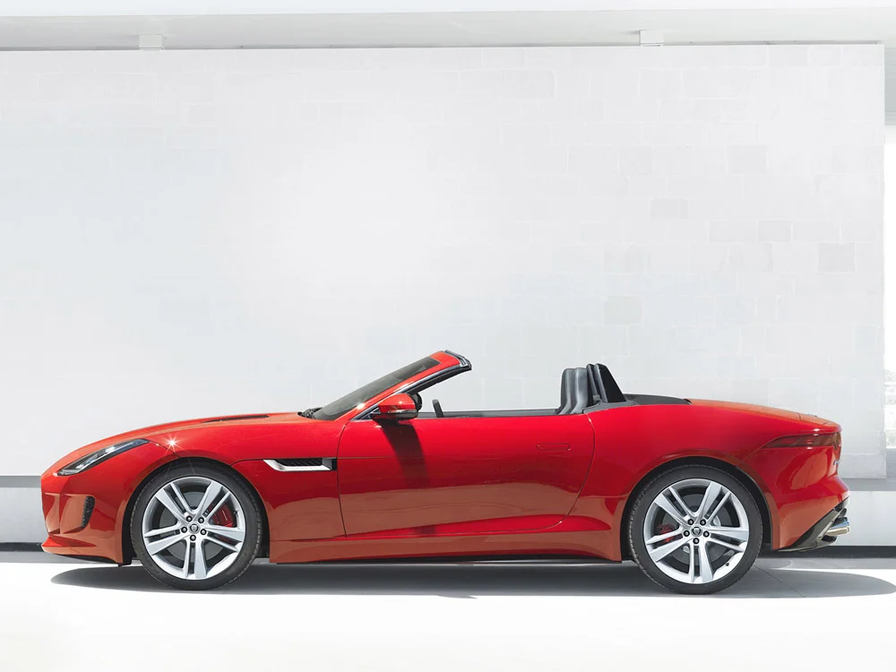 Jaguar-Type-F-Side-Red2.jpg
