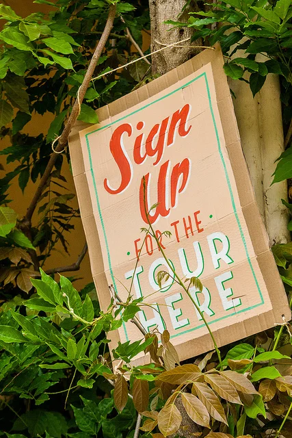 tour sign.jpg